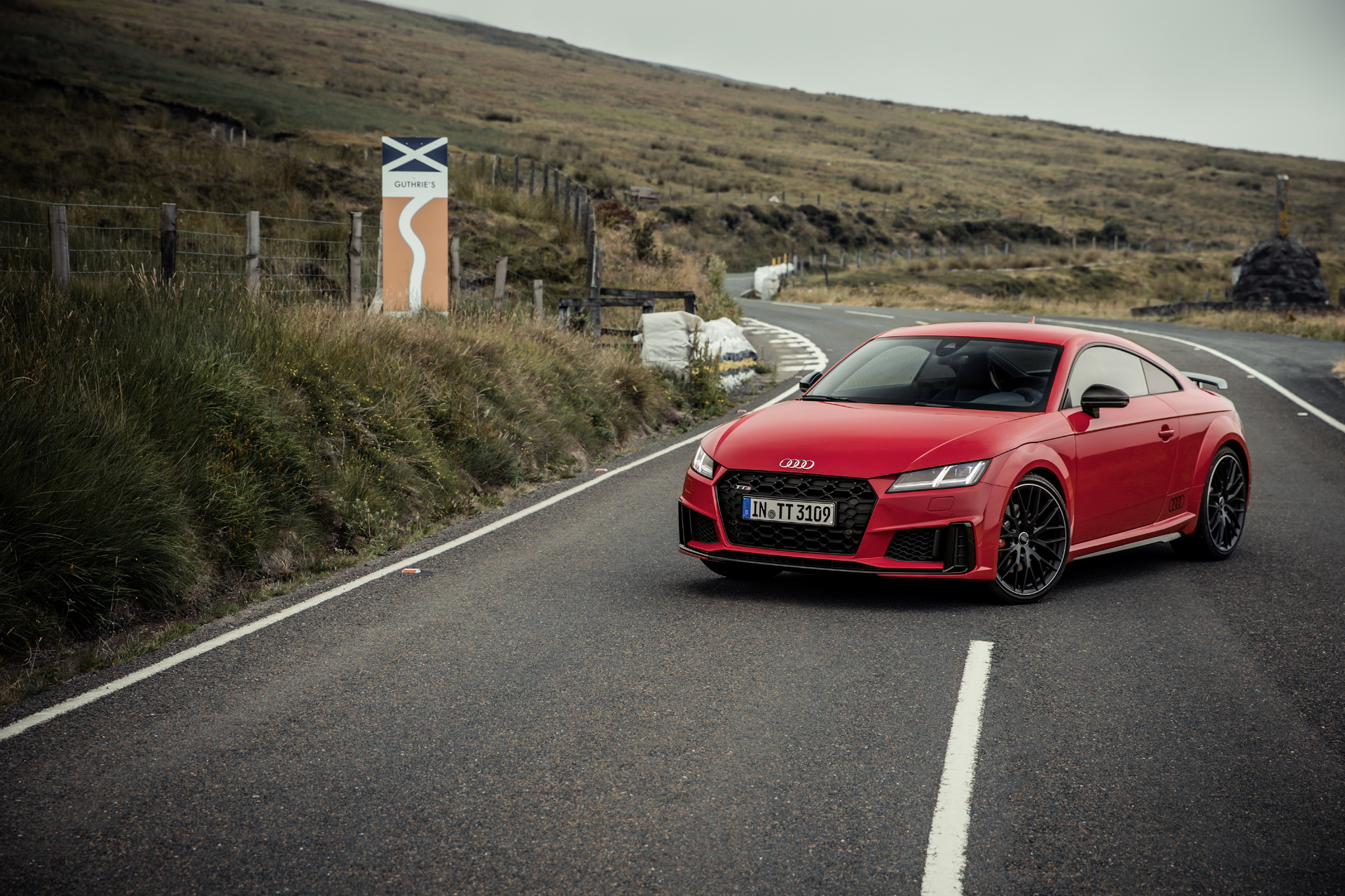 2019-Audi-TT-01 2019 Audi TT Facelift In Detail: Gets Special Anniversary Model, New 2.0lt Turbo Versions