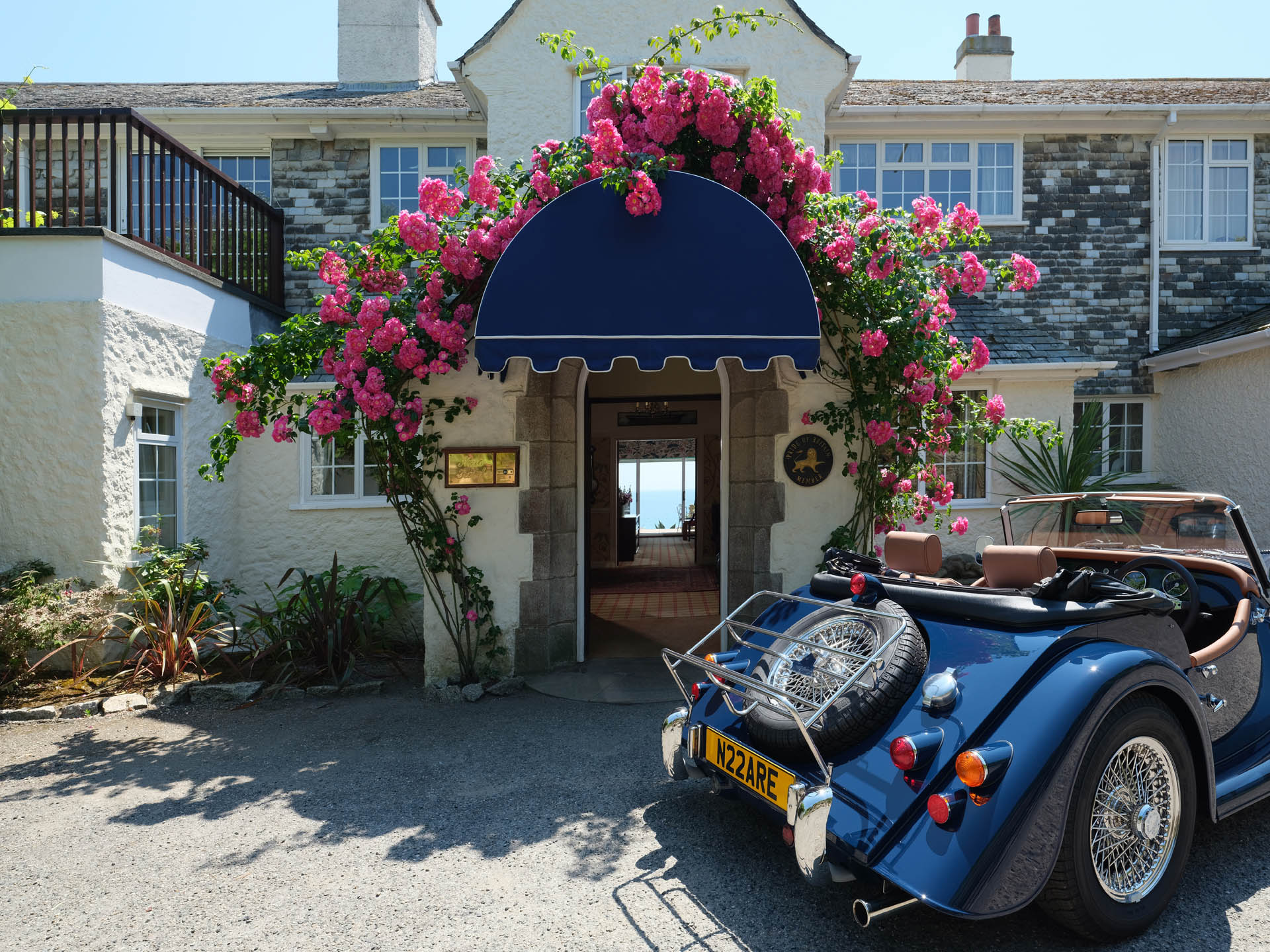 Nare Hotel Morgan 29th June 2018 Stay At This Luxury Boutique Hotel, Drive A Morgan To The Countryside
