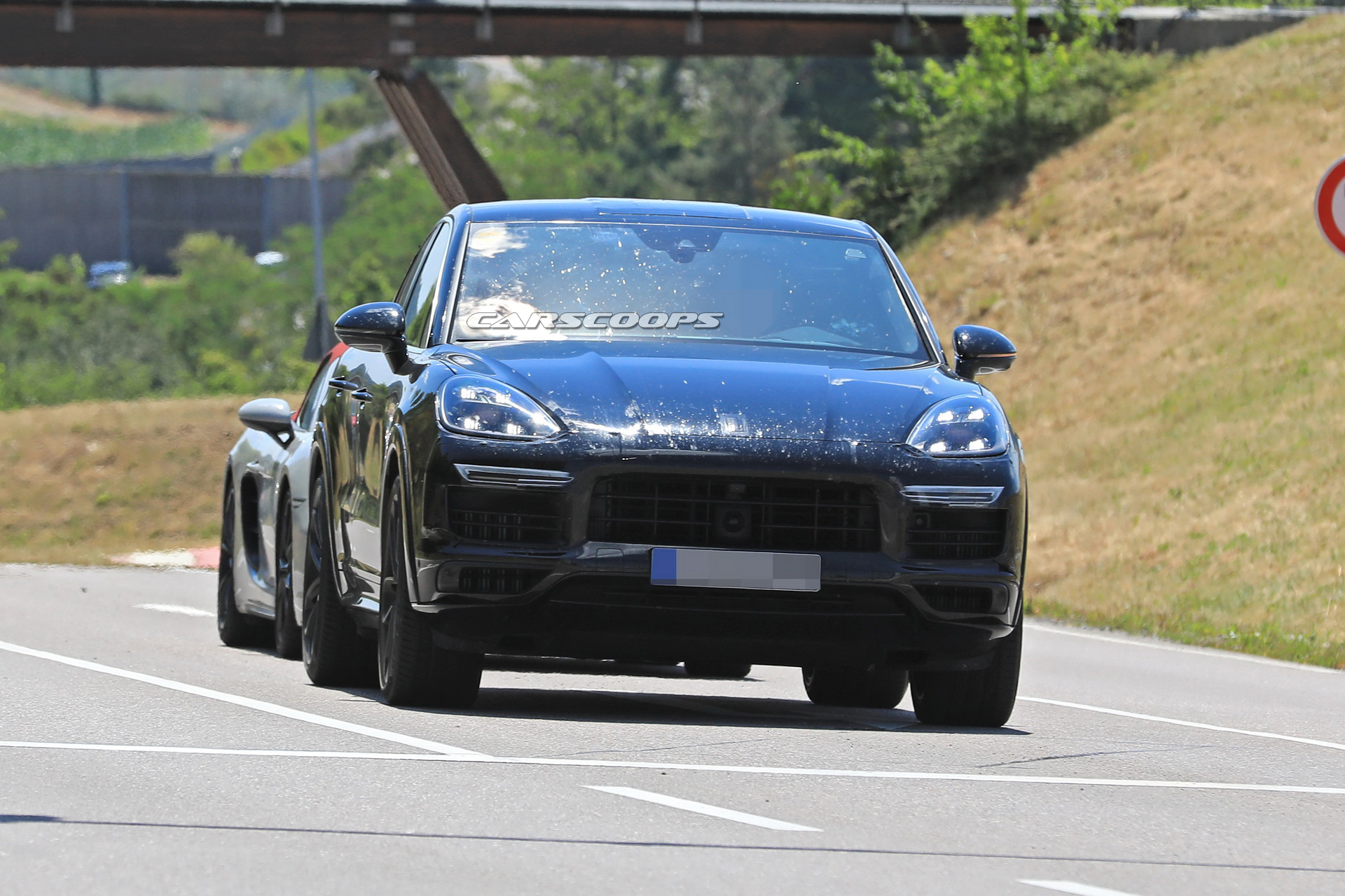 porsche-cayenne-coupe-first-spy-7 2020 Porsche Cayenne Coupe Is Coming For BMW’s X6