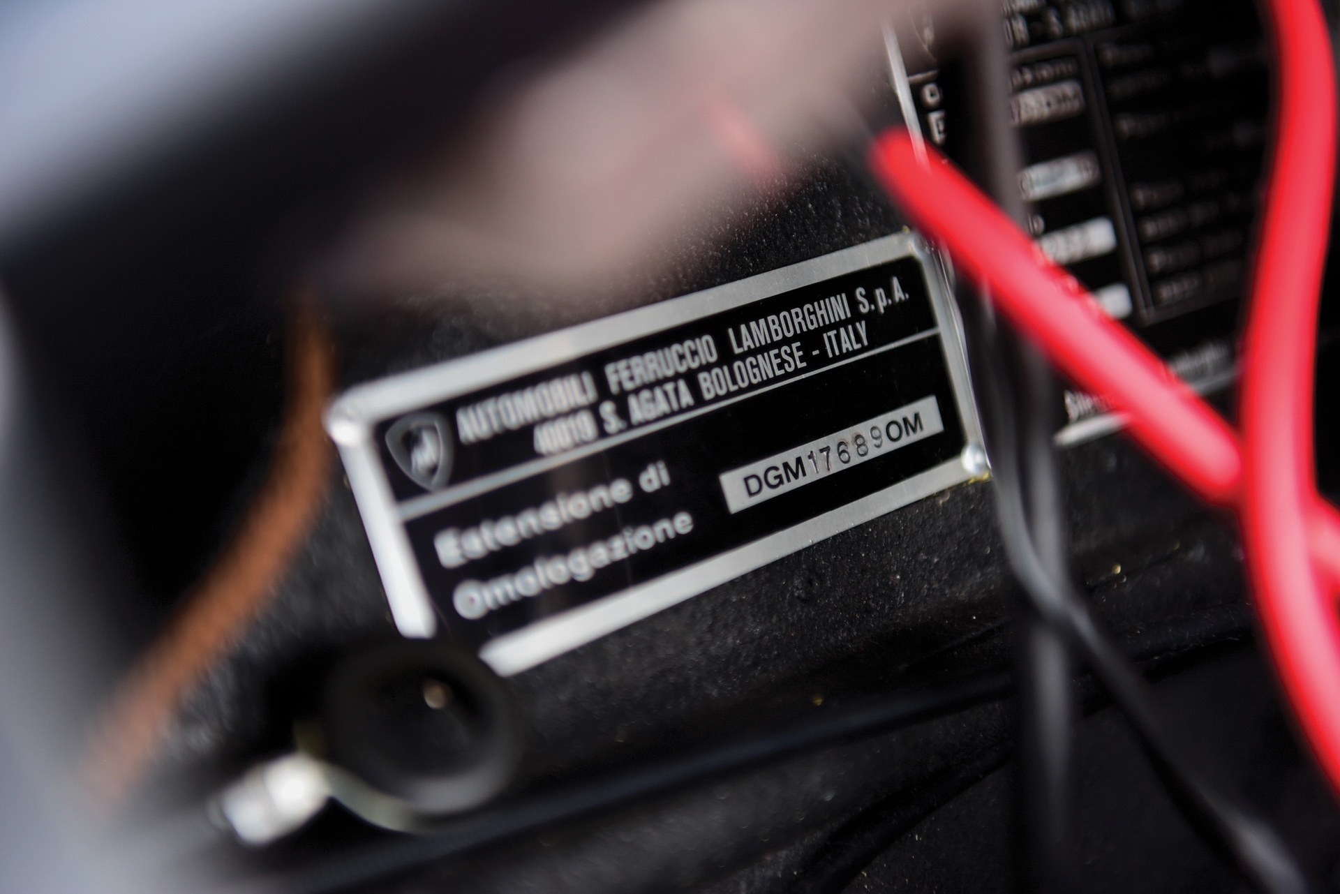 lamborghini-countach-series-ii-22 Fully Restored Lamborghini Countach Series II Will Have You Craving Money