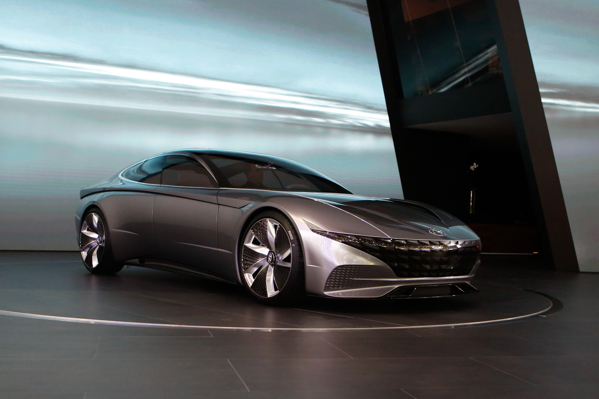 Hyundai-LeFilRouge-02 Hyundai Le Fil Rouge Concept Makes NA Debut At Concours d’Elegance of America