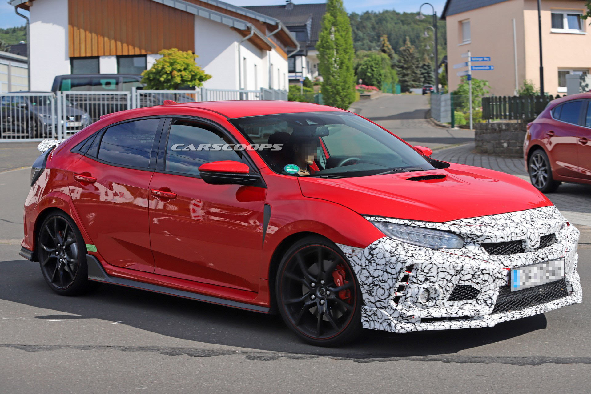 Honda-Civic-Type-R-Facelift-36 2019 Honda Civic Type R Facelift Spied With New Bumpers And Both Small And Large Rear Wing