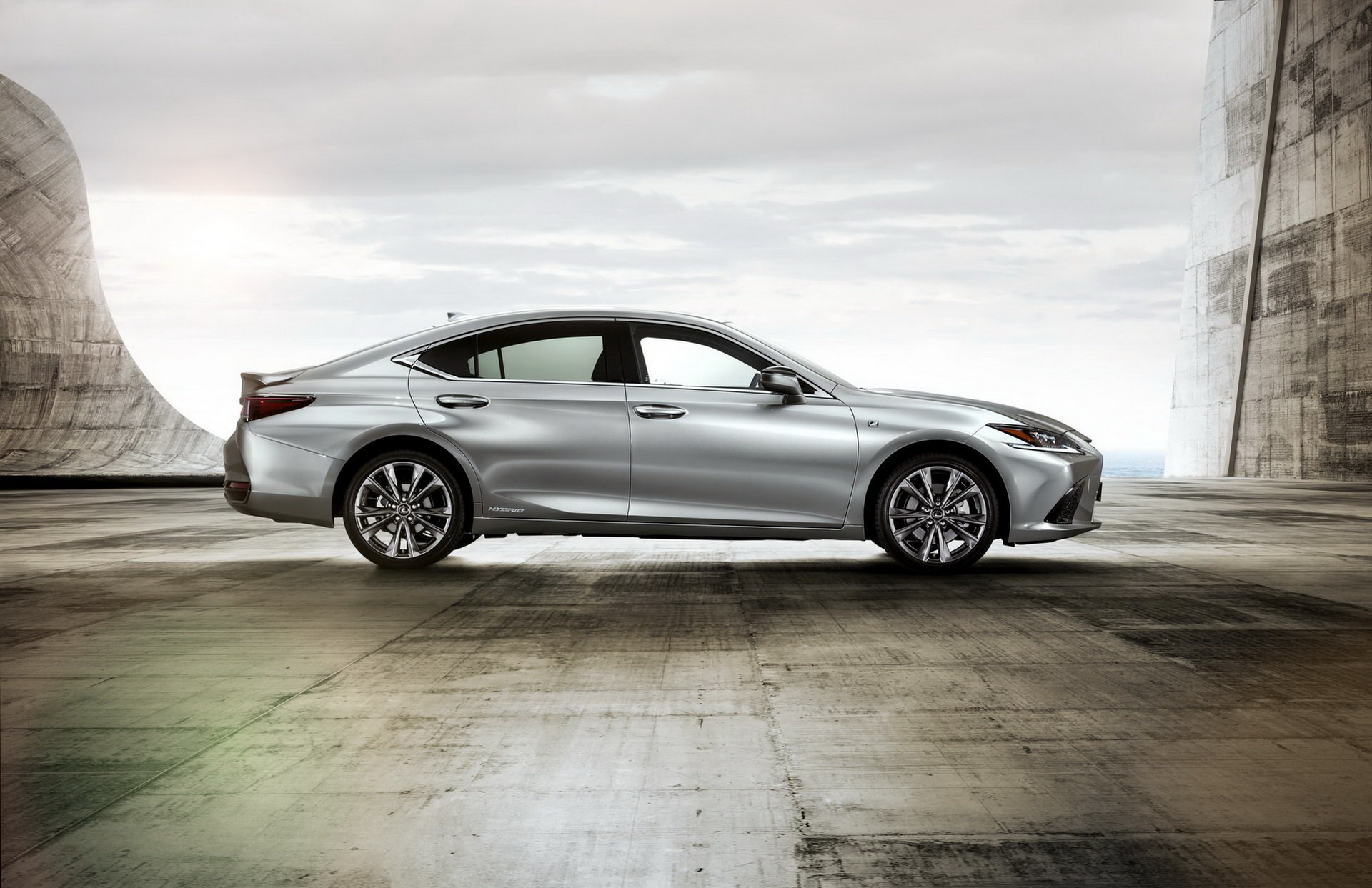 2019-lexus-es-4 2019 Lexus ES Is A Cheaper Alternative To Executive Sedans Priced From $39,500