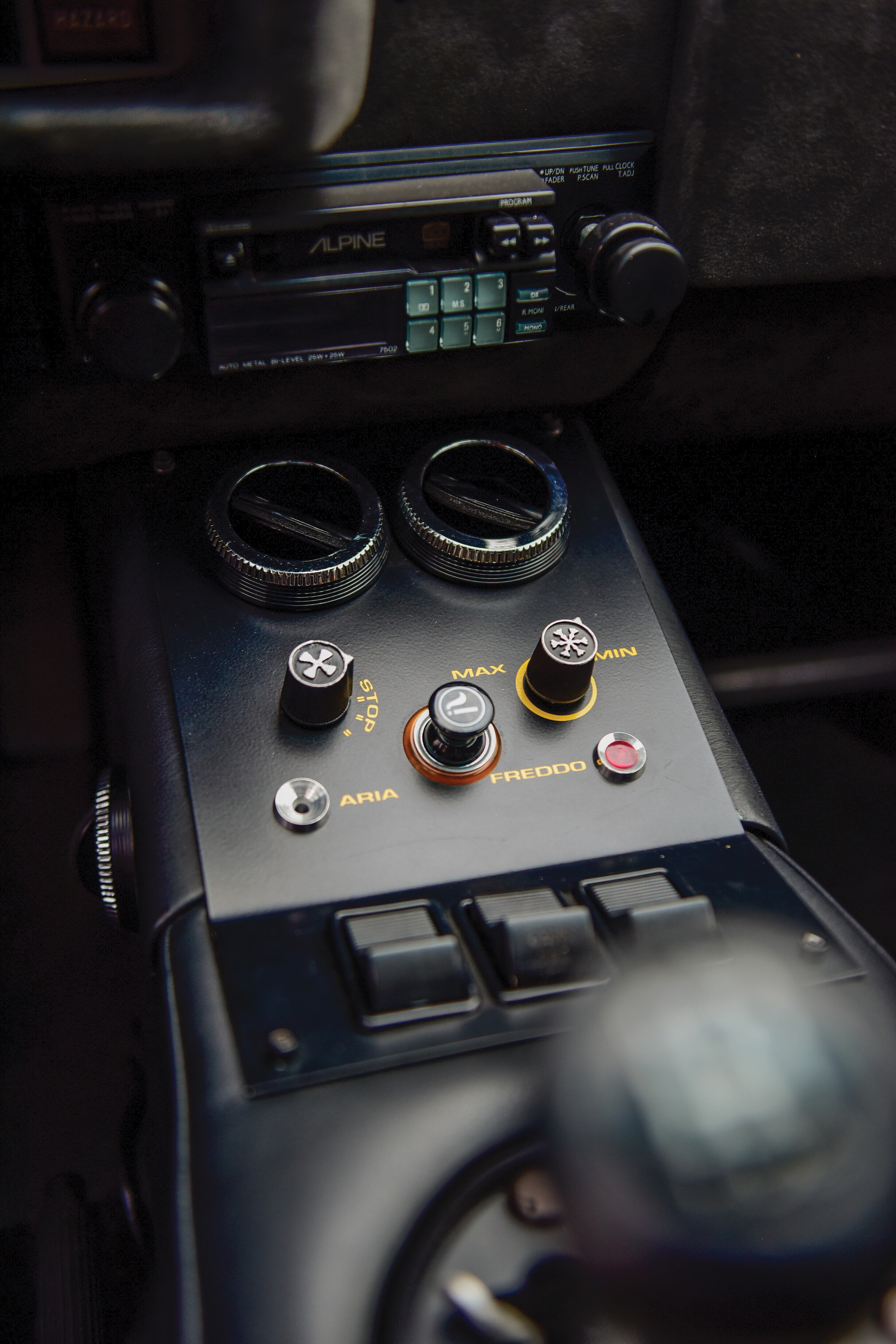 lamborghini-countach-series-ii-27 Fully Restored Lamborghini Countach Series II Will Have You Craving Money