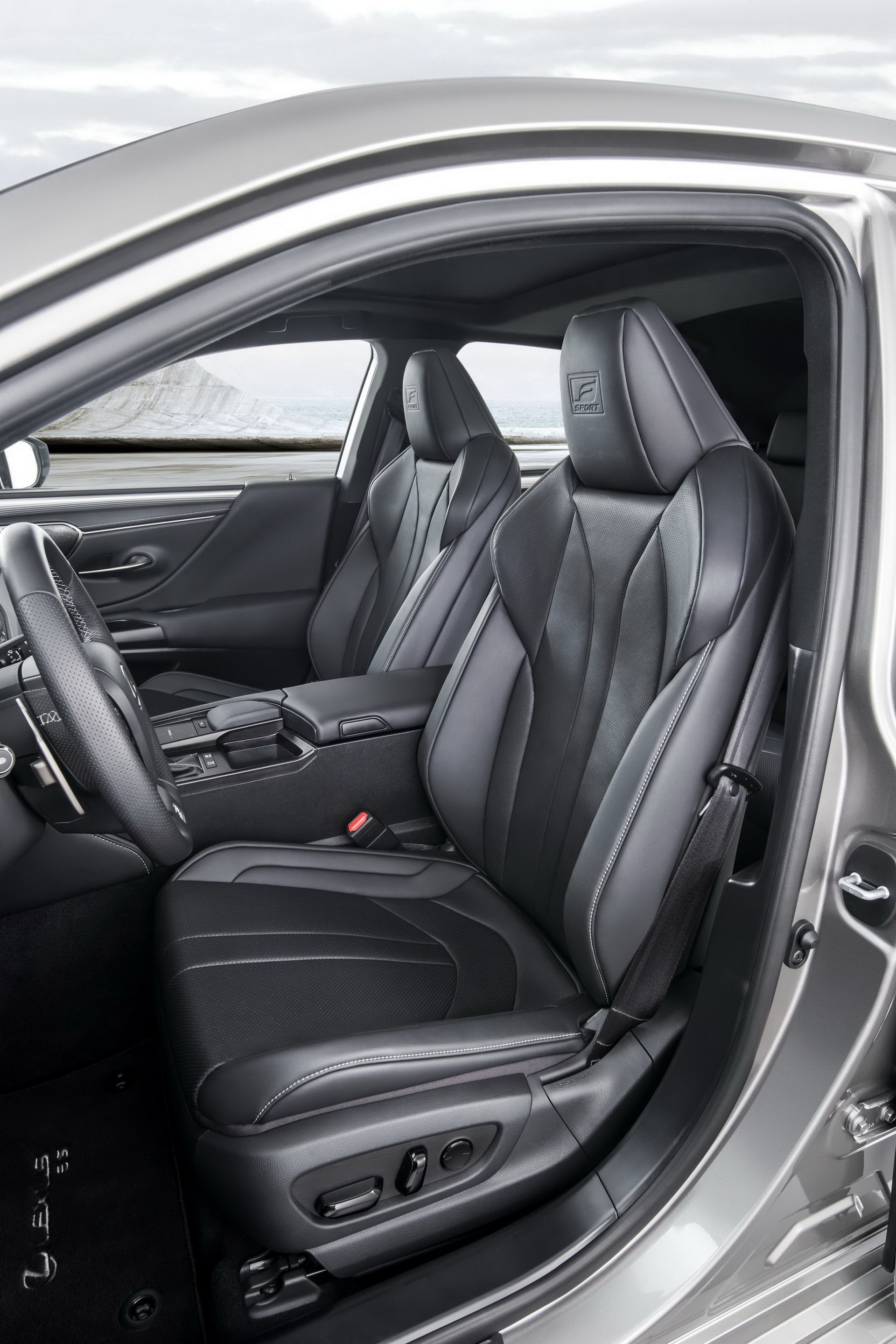 2019-lexus-es-7 2019 Lexus ES Is A Cheaper Alternative To Executive Sedans Priced From $39,500