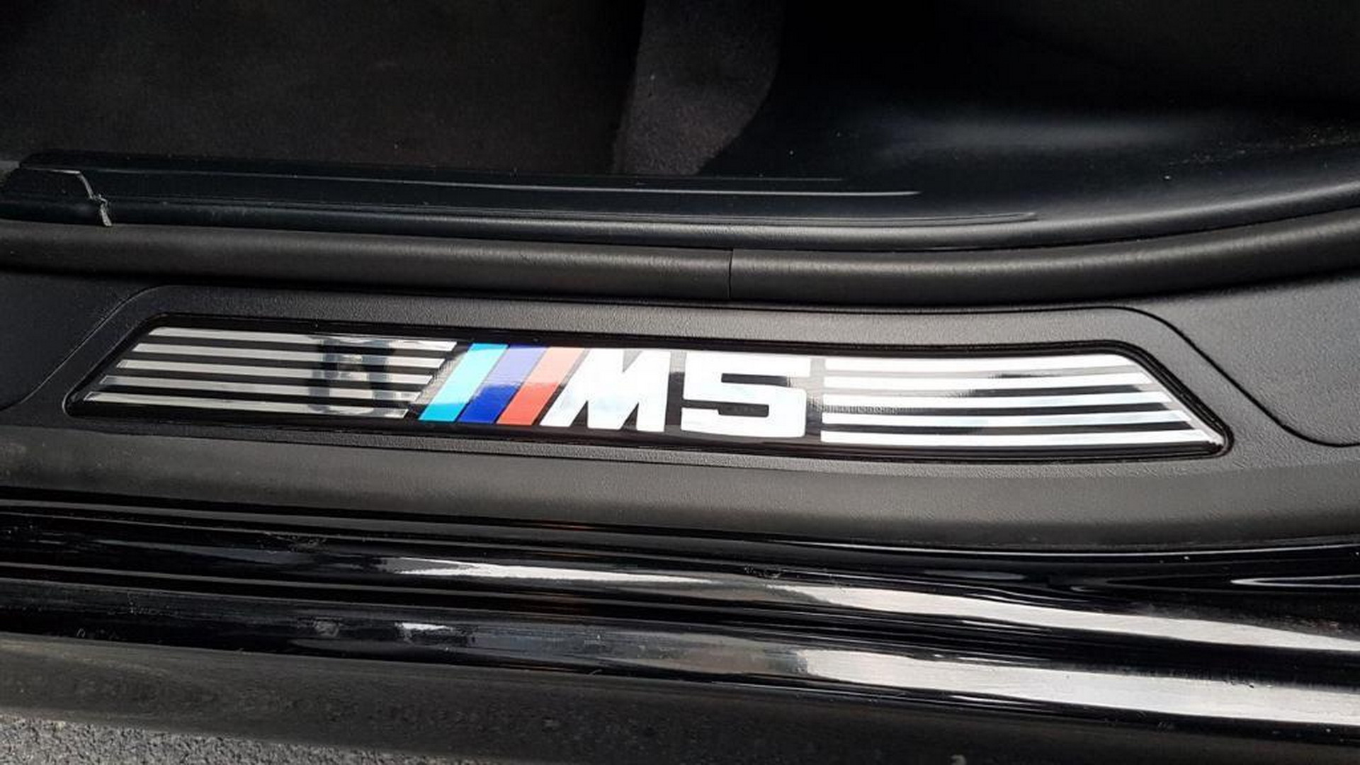 BMW M5 E39 Into E60 12 No, Really, Someone Turned A BMW M5 E39 Into An E60…