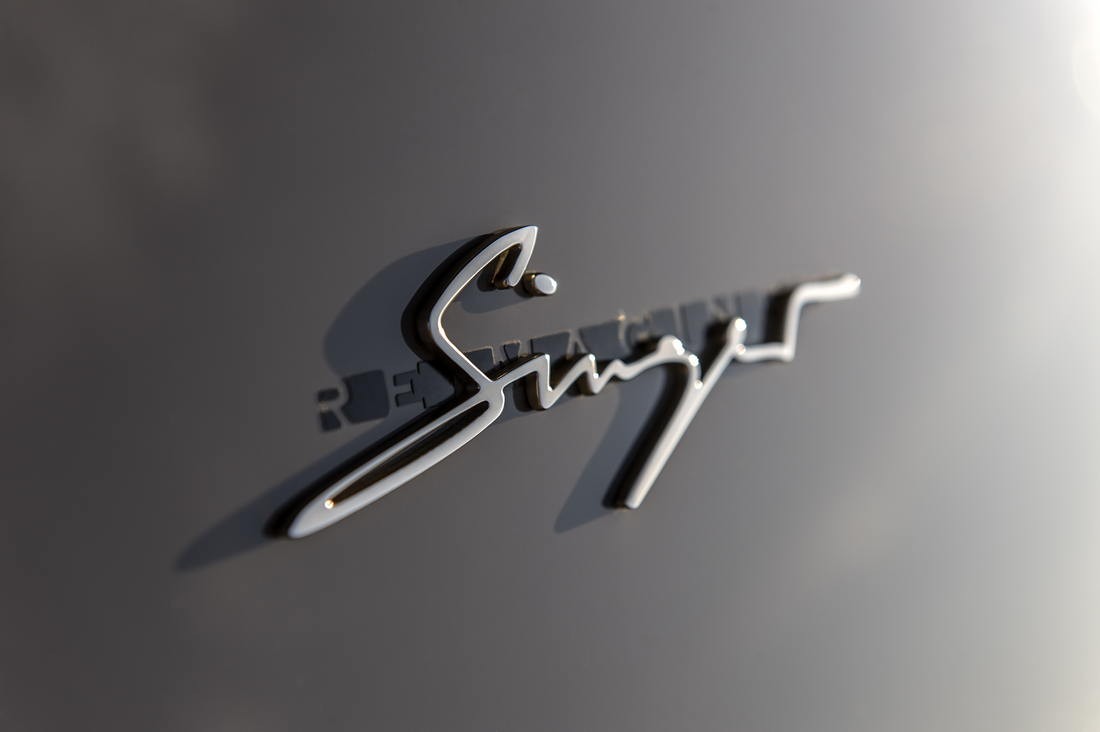 11-singer-911-qatar-1100x732 Start Your Week Off Right With 100+ Photos Of Singer Porsche Porn