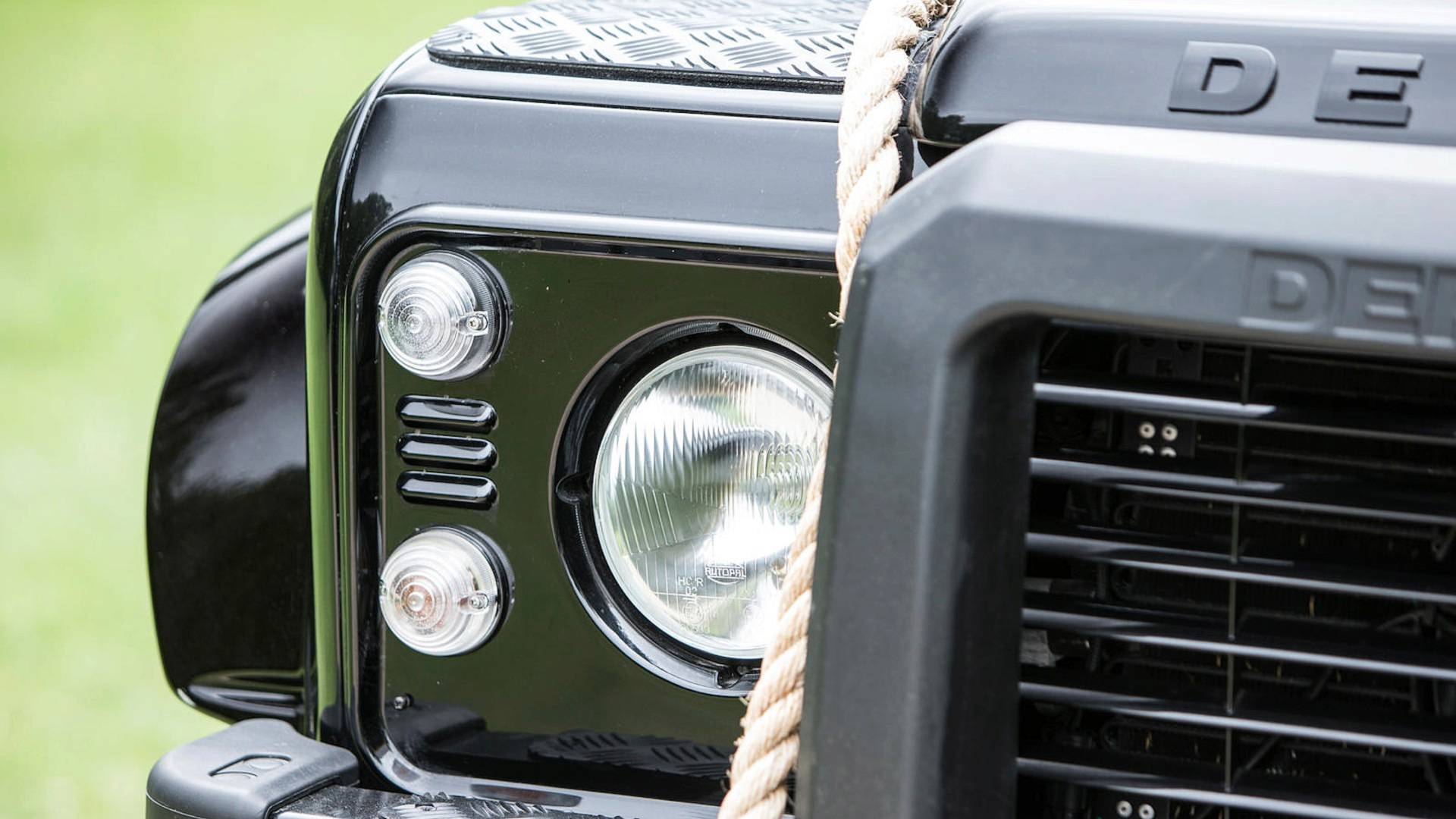 Land-Rover-Defender-James-Bond-Spectre-19 Channel Your Inner James Bond Villain With Land Rover Defender From Spectre