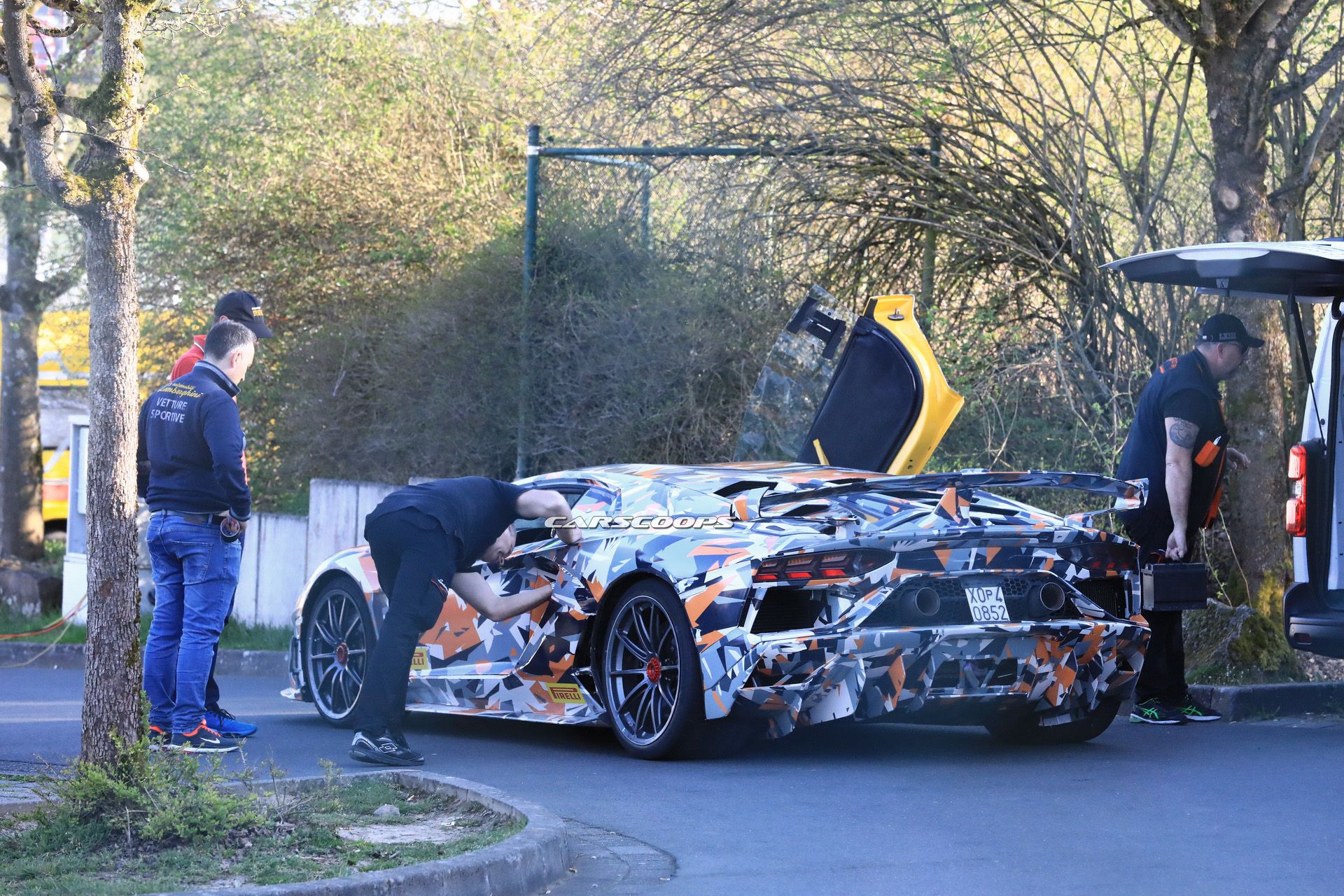 Lamborghini-Aventador-SVJ-02 Lamborghini Delivers A Record 2,327 Cars In First Half Of 2018
