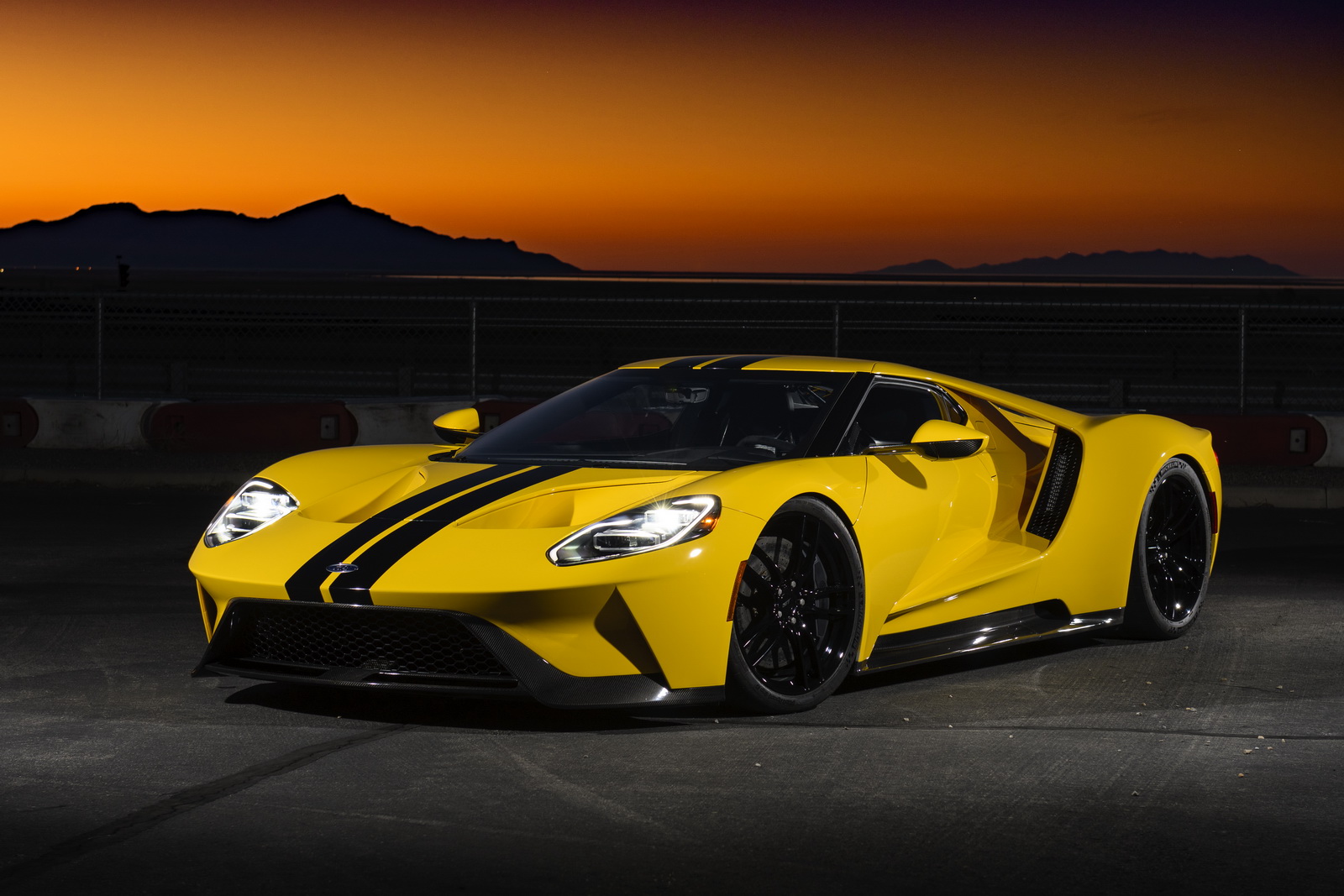 GT8 Ford GT Production Falls Behind Schedule, Multimatic Says It’ll Complete Every Order
