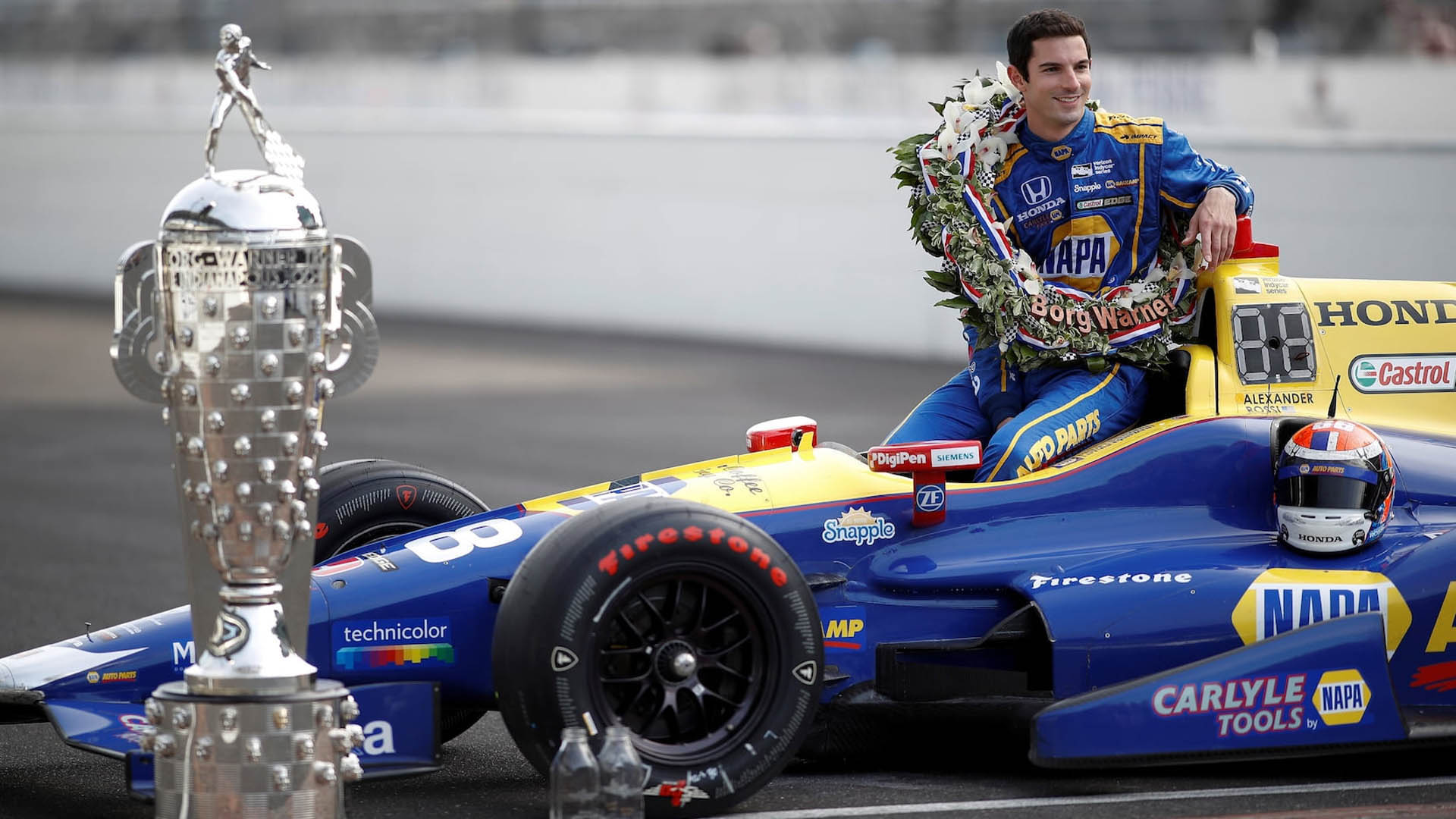 alex-rossi-dallara-honda-dw12-auction-08 100th Indianapolis 500-Winning Car Looking For A New Home