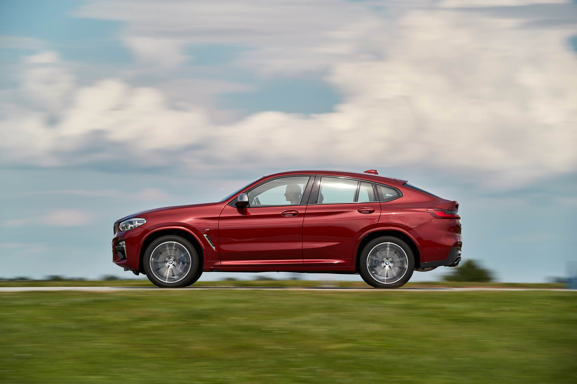 New BMW X4: Check Out All The Details In 245 Images