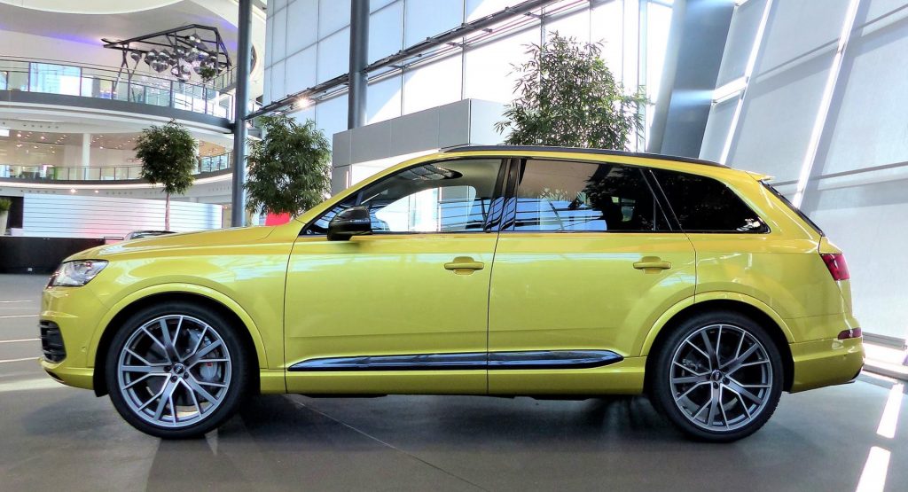  Audi SQ7 Can Rock Austin Yellow Metallic As Well As Any BMW