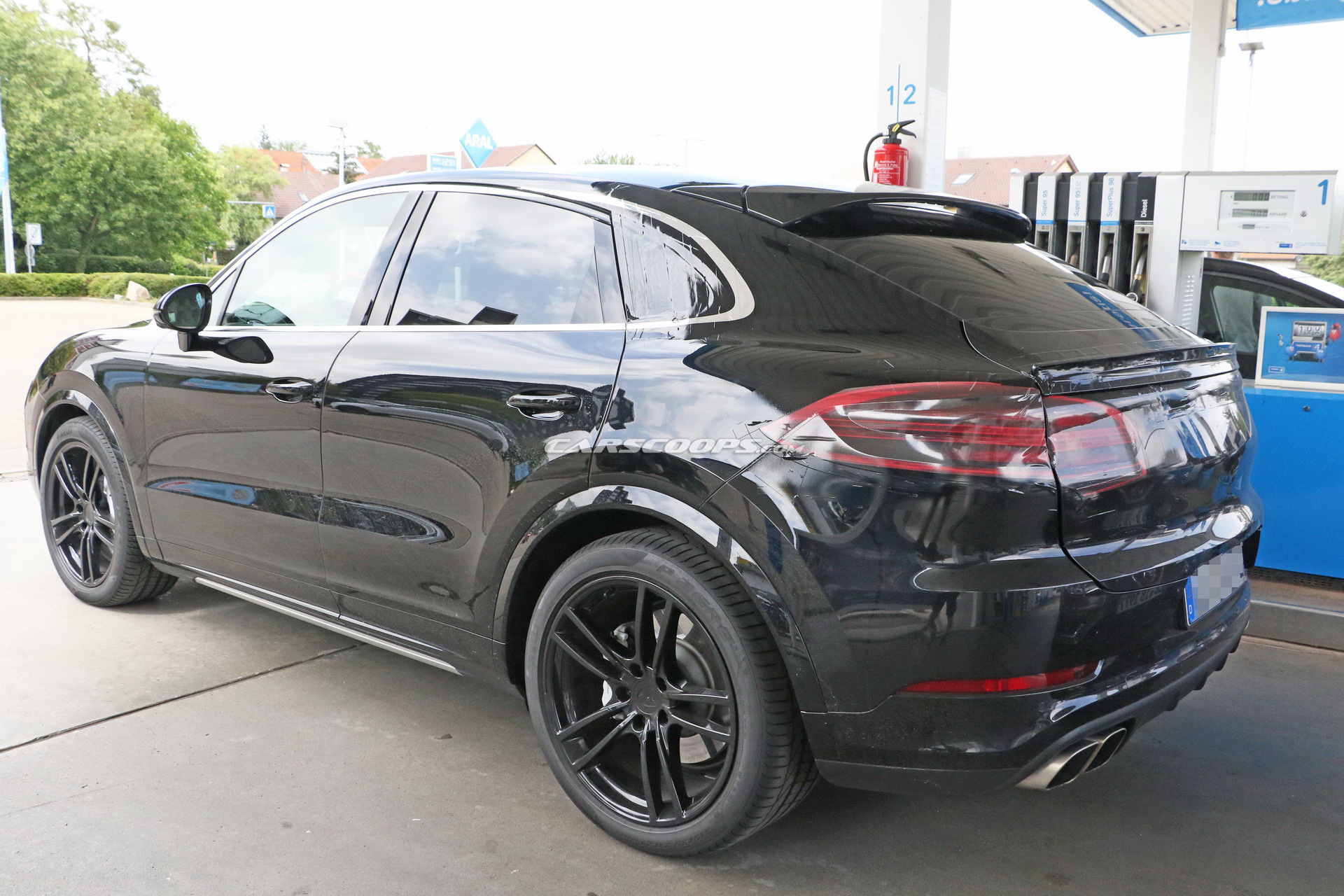 Porsche Cayenne Coupe 7 2020 Porsche Cayenne Coupe Is Coming For BMW’s X6