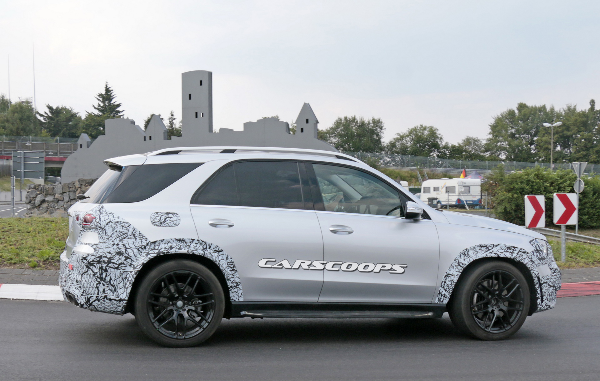 Mercedes-AMG-GLE53-7 2019 Mercedes-AMG GLE 53 Spied, Gets 457HP Electrified Straight-Six Engine