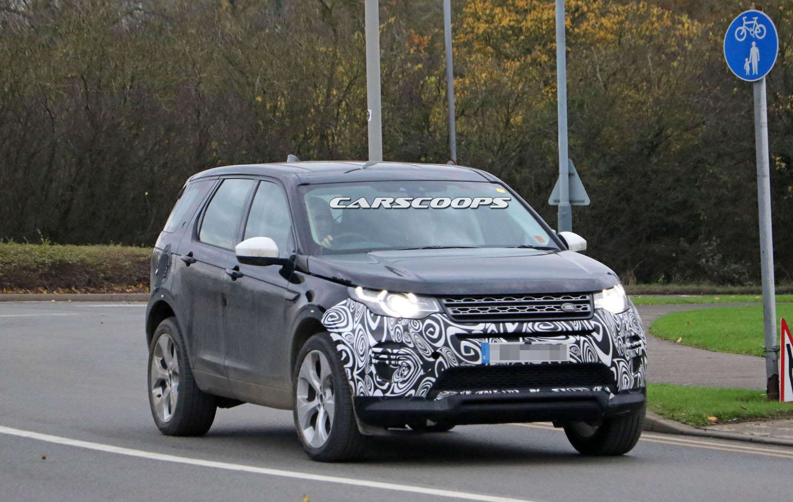 2020-land-rover-discovery-sport-1 2019 Land Rover Discovery Sport Will Gain PHEV Version, Too
