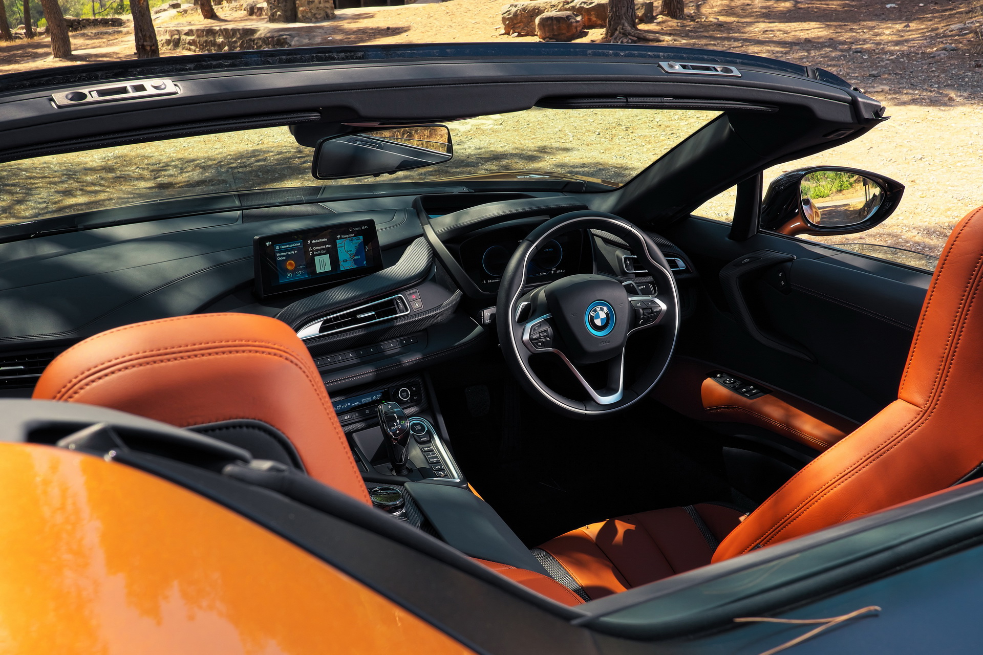 2019-BMW-i8-Roadster-50 New BMW i8 Roadster Goes On Sale In The UK, Priced From £124,735