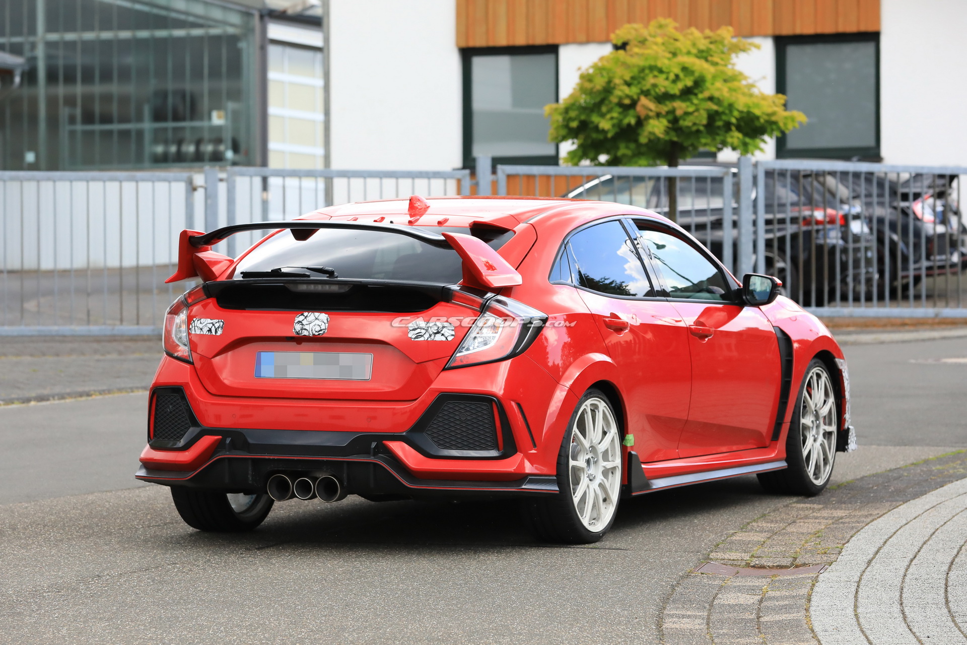 2019 Honda Civic Type R 20 2019 Honda Civic Type R Facelift Spied With New Bumpers And Both Small And Large Rear Wing