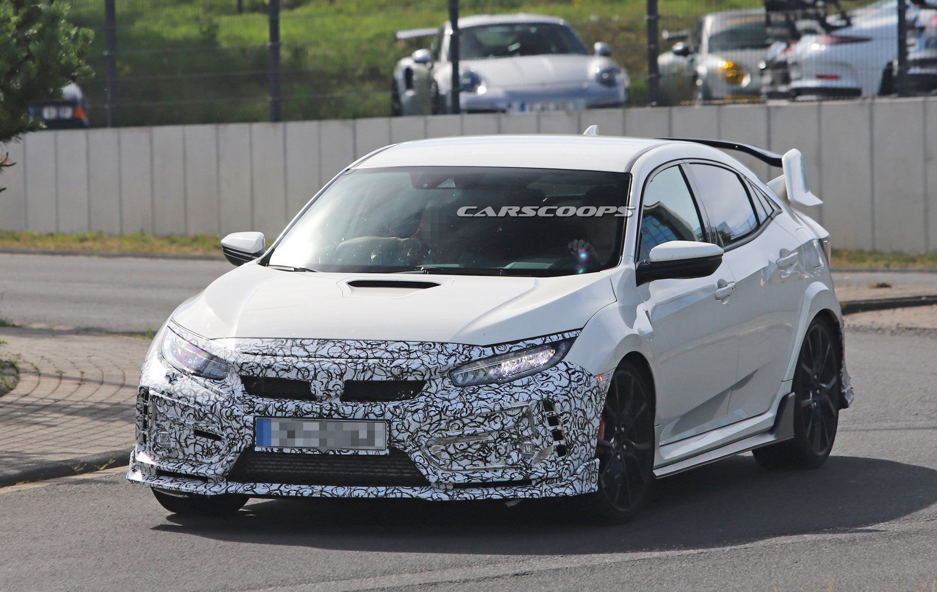 Honda-Civic-Type-R-Facelift-20 2019 Honda Civic Type R Facelift Spied With New Bumpers And Both Small And Large Rear Wing