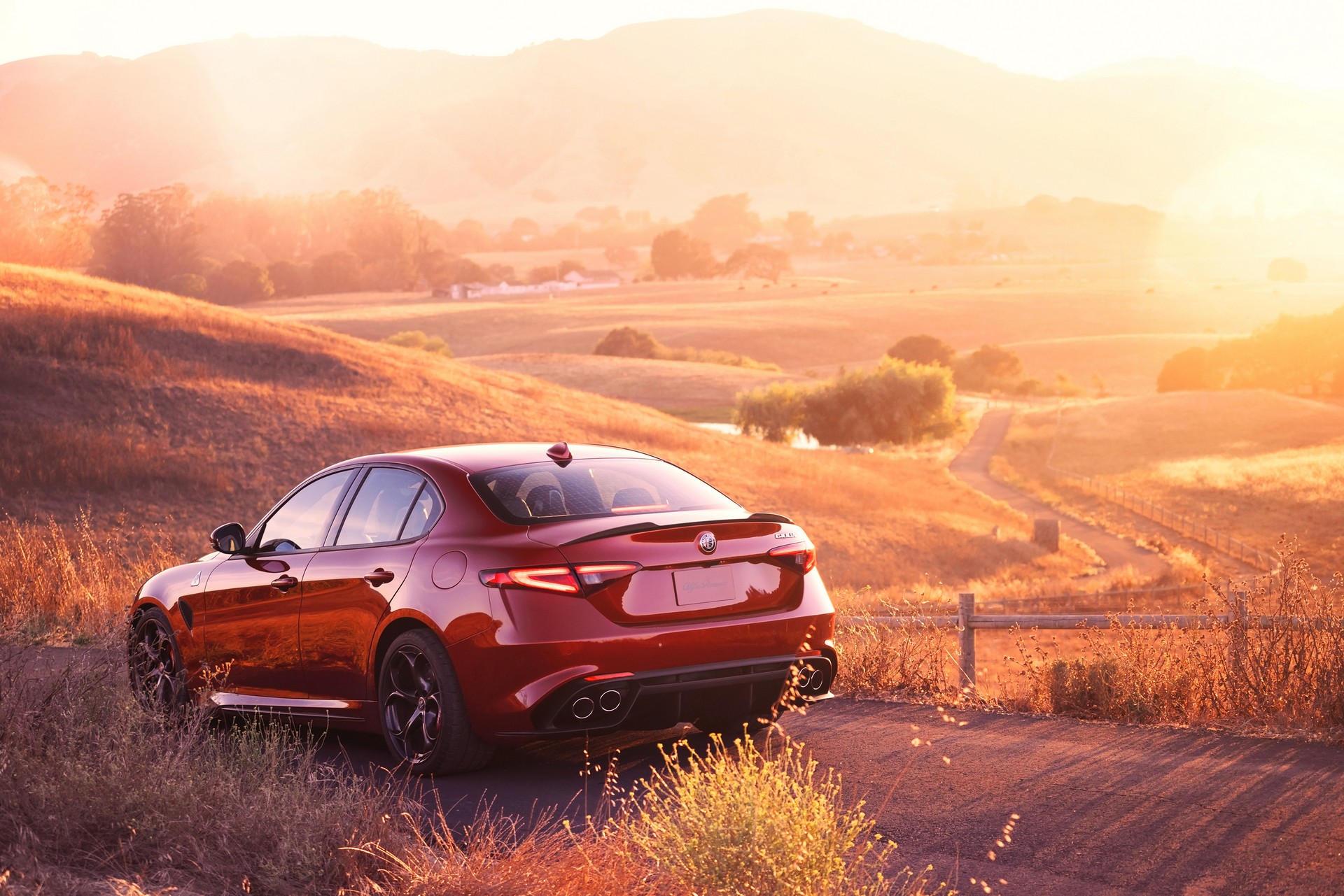 2019-Alfa-Romeo-Giulia-59 2019 Alfa Romeo Giulia Gains New Styling Packages, Additional Equipment
