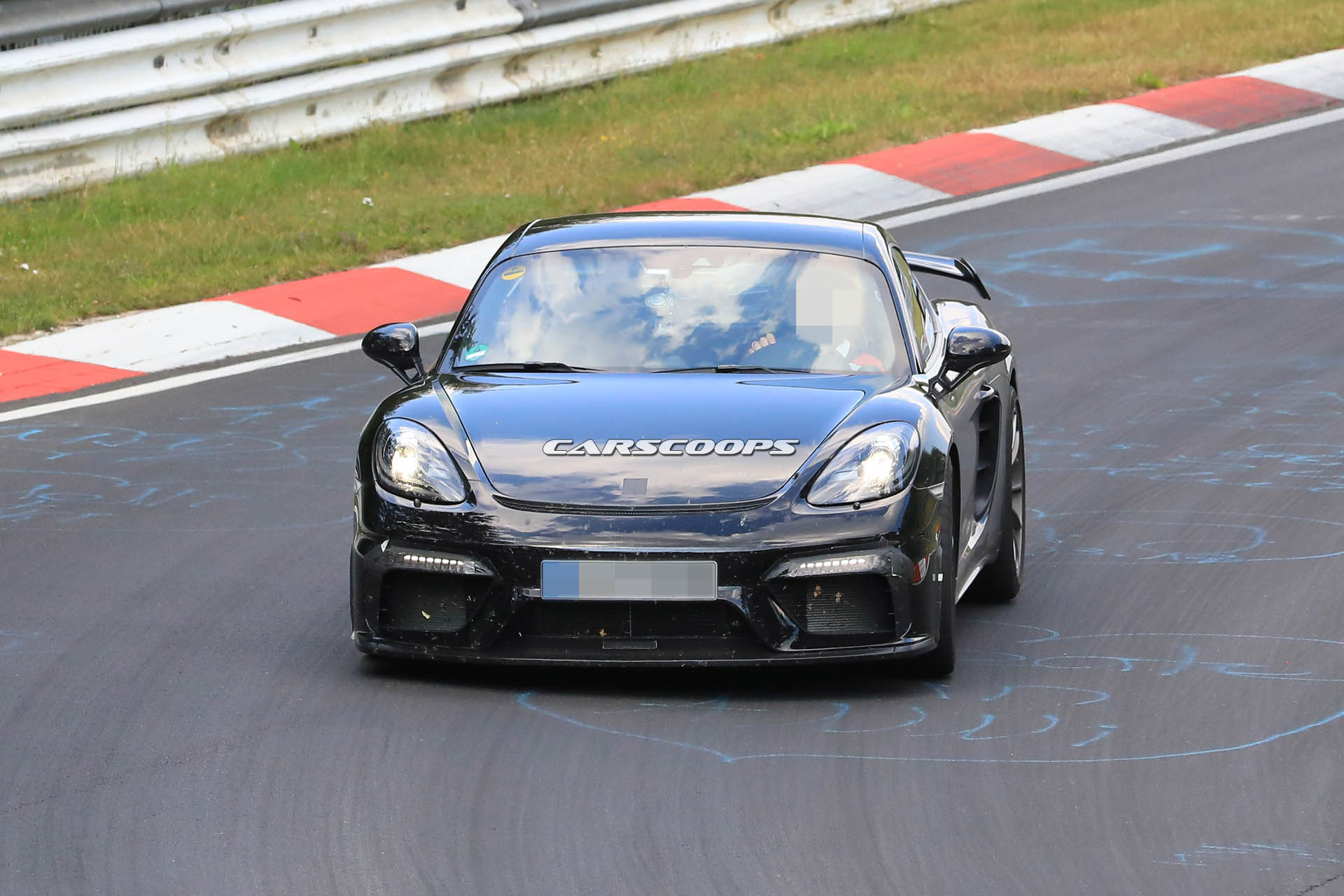 porsche-718-cayman-gt4-wing-scoop-14 2019 Porsche Cayman GT4 Is The Six-Pot 718 That Purists Have Been Waiting For (Updated)