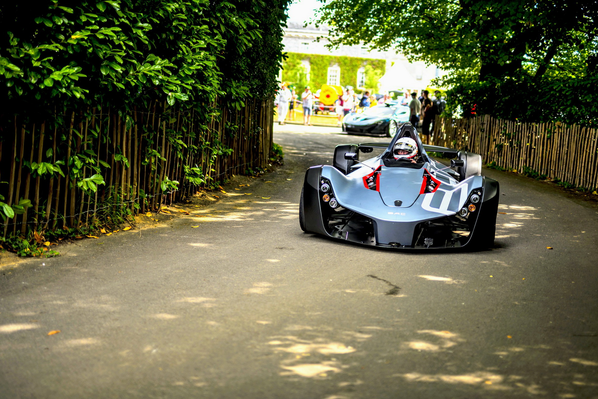 bac-mono-goodwood-hill-climb-record-1 BAC Mono Sets Goodwood Hillclimb Record At The Hands Of 61-Year Old