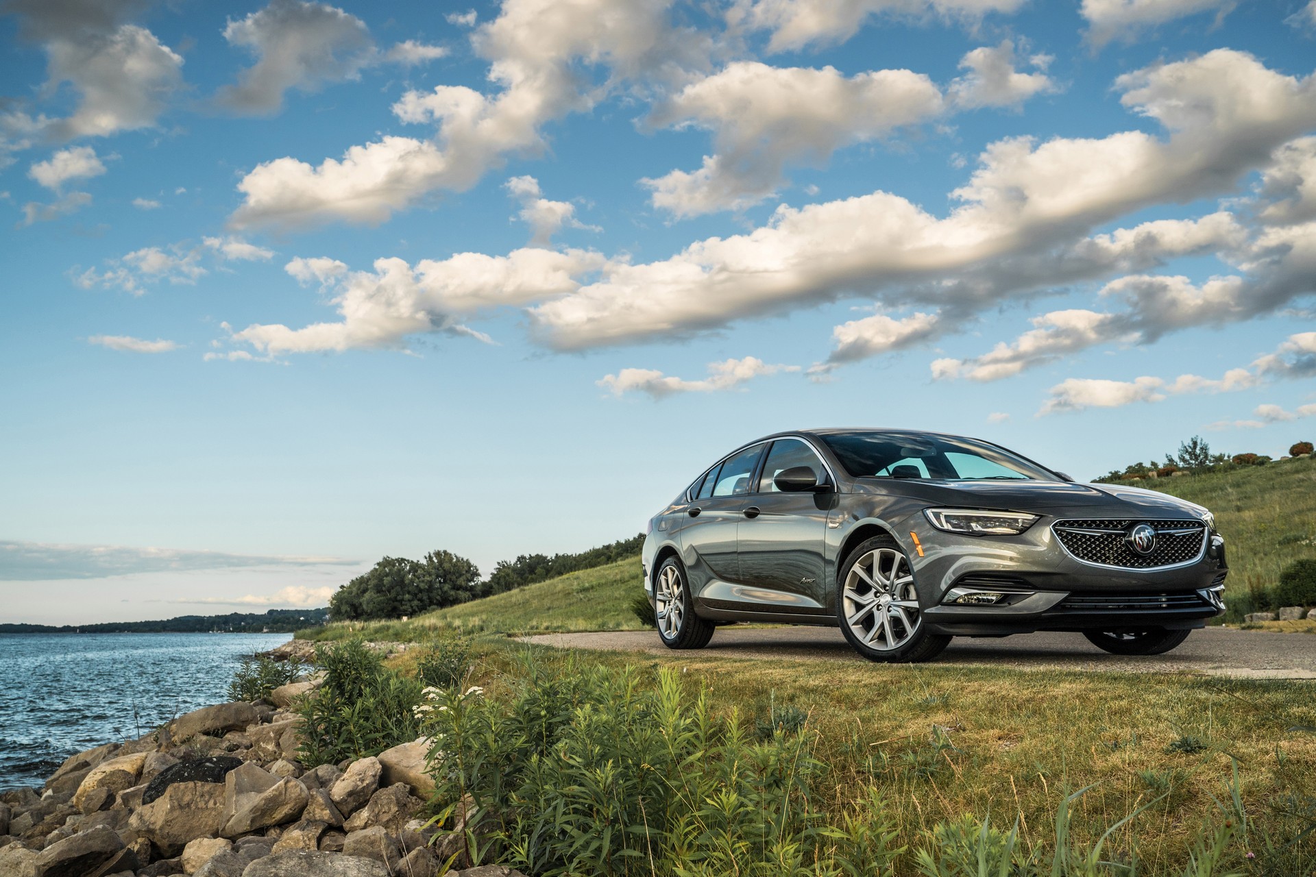 Buick Regal Avenir-15 2019 Buick Regal Avenir Debuts With Upscale Styling And New Technology