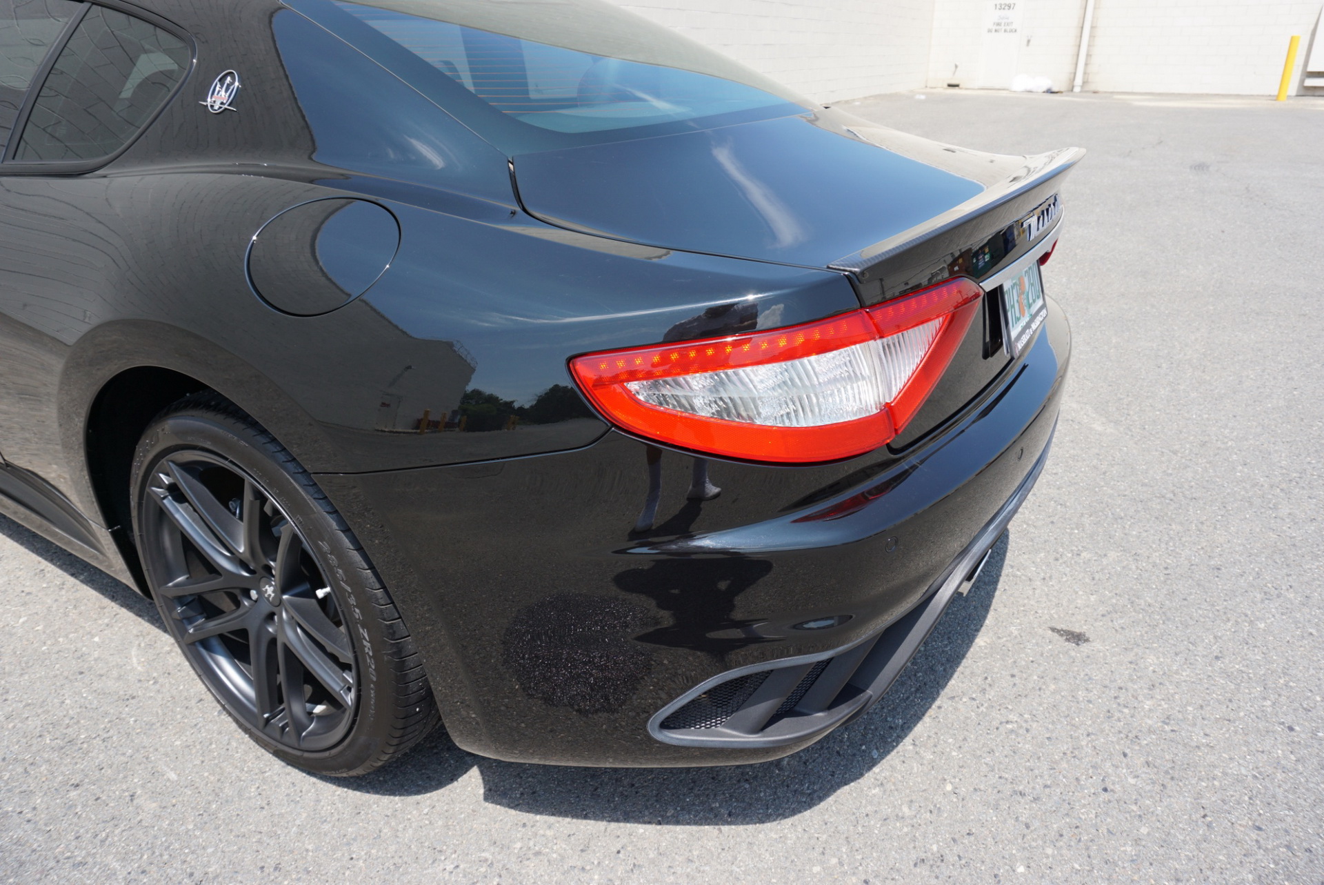 2012-maserati-granturismo-mc-auction-49 2012 Maserati GranTurismo MC Is The Italian Exotic You Might Afford