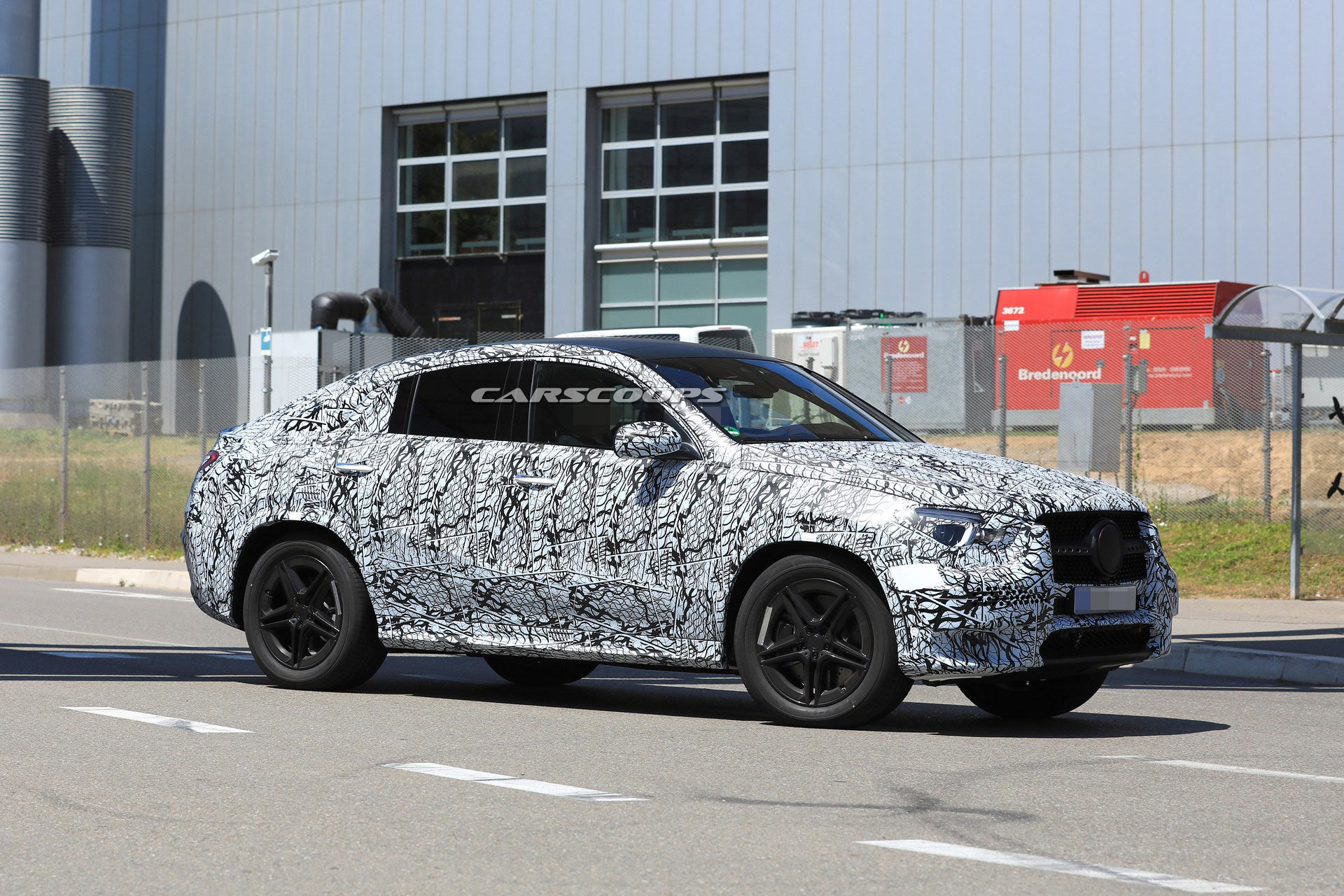 Mercedes-GLE-Coupe-spy-10 2020 Mercedes GLE Coupe Teased Ahead Of August 28th Debut