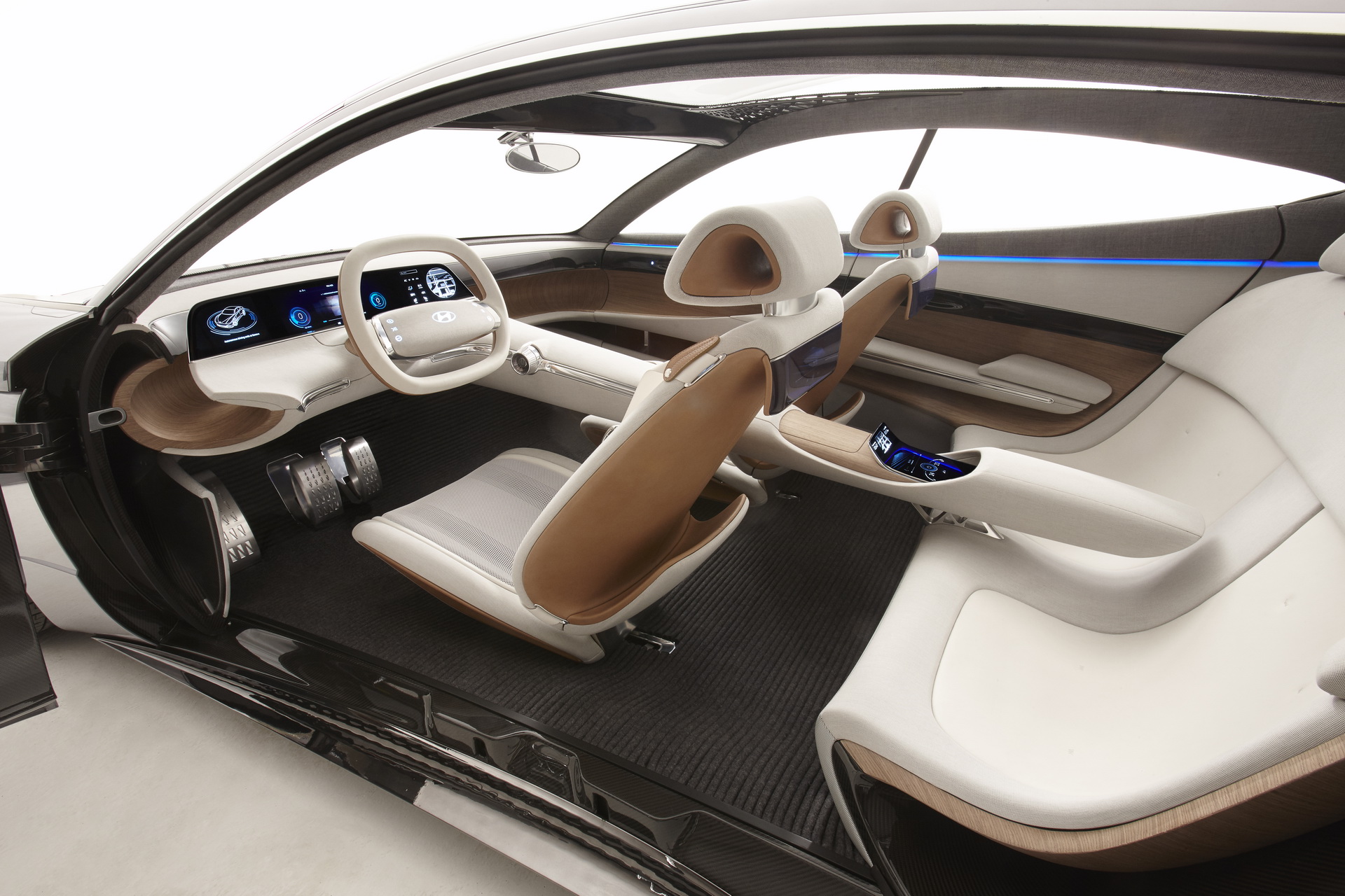 Hyundai-LeFilRouge-09 Hyundai Le Fil Rouge Concept Makes NA Debut At Concours d’Elegance of America