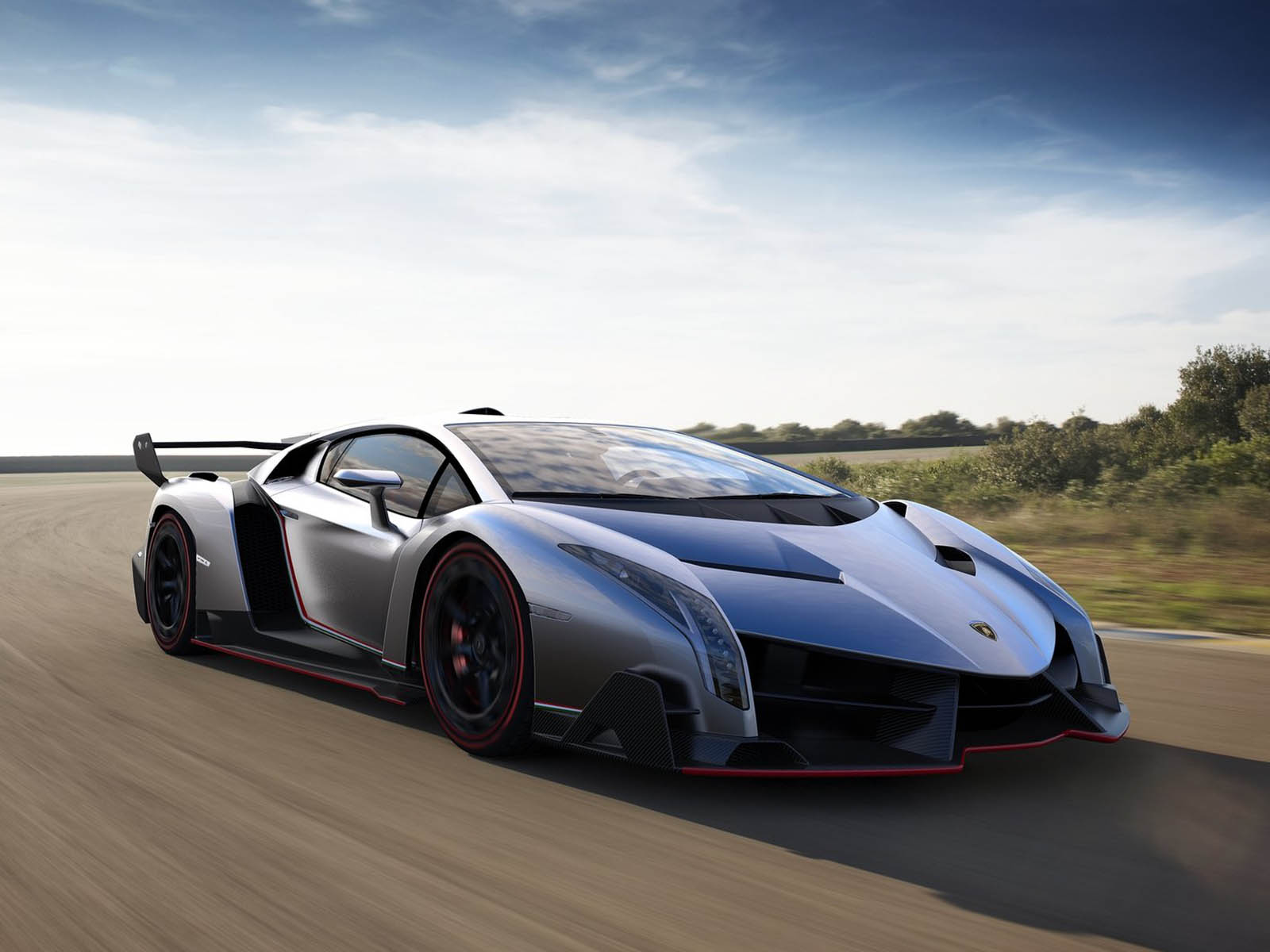 Lamborghini-Veneno-2013-1600-01 The Lamborghini Aventador’s Having Trouble Downshifting