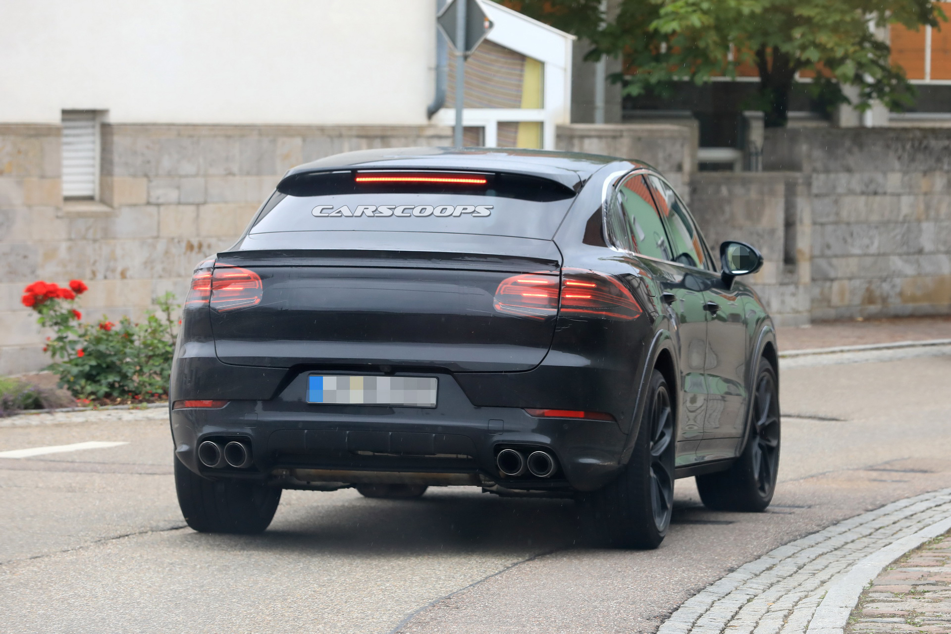 porsche-cayenne-coupe-first-spy-2 2020 Porsche Cayenne Coupe Is Coming For BMW’s X6