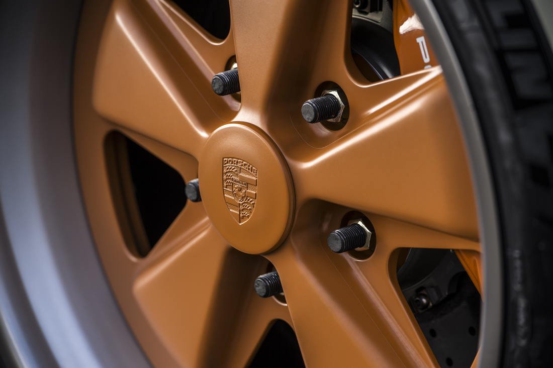 15-singer-911-atlanta-1100x732 Start Your Week Off Right With 100+ Photos Of Singer Porsche Porn