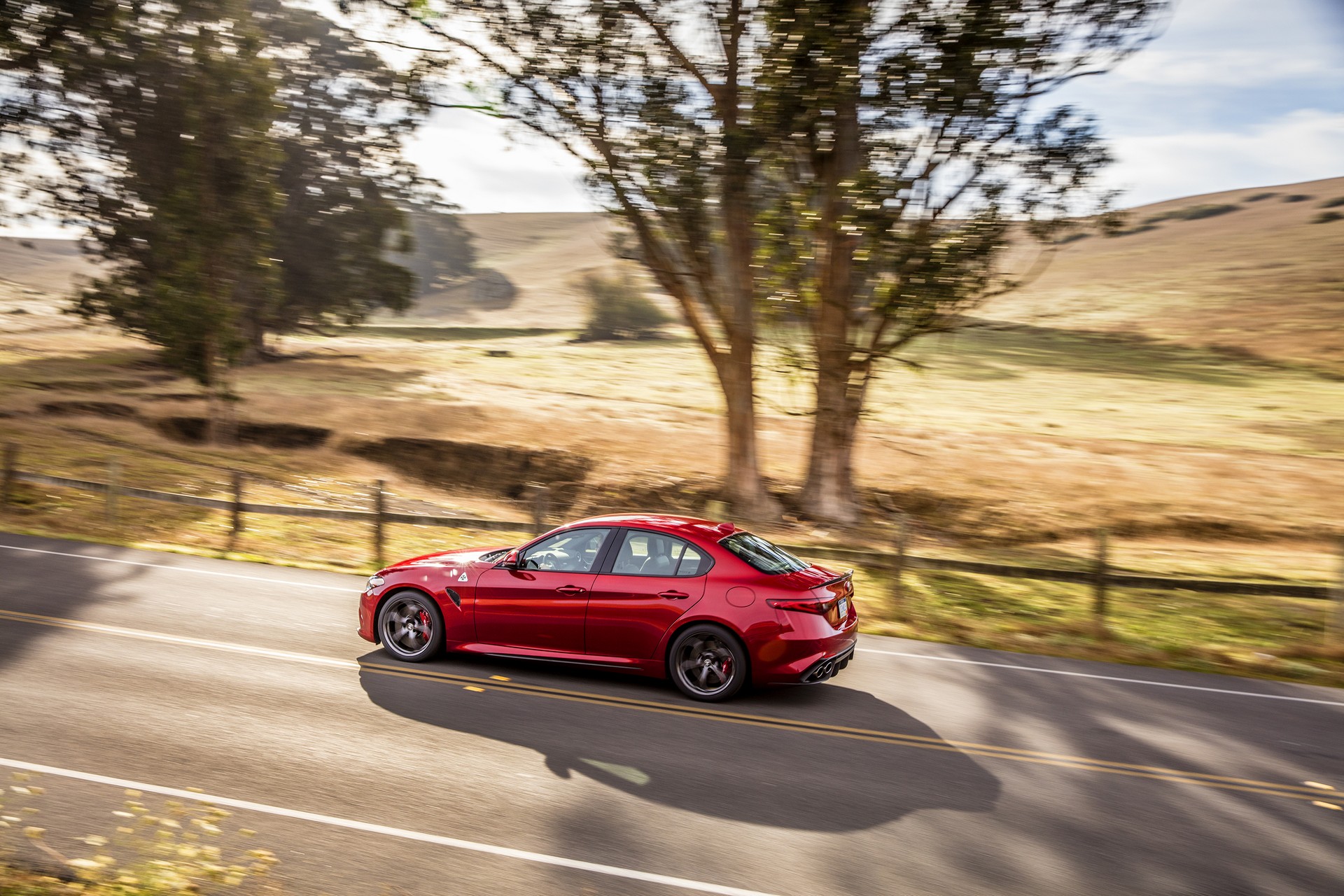 2019-Alfa-Romeo-Giulia-34 2019 Alfa Romeo Giulia Gains New Styling Packages, Additional Equipment