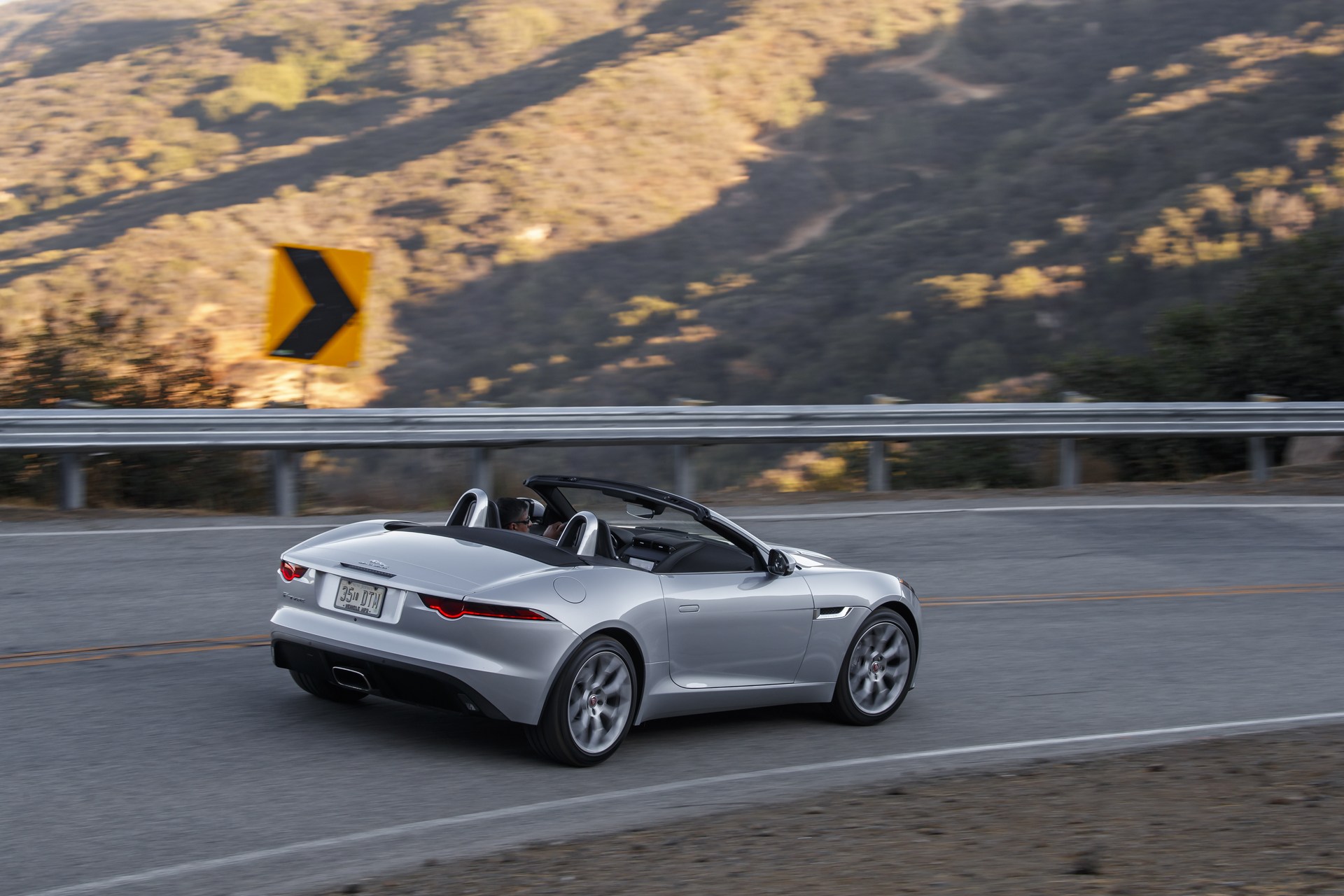 2019-jaguar-f-type-6 Jaguar J-Type Trademark Could Hint At Future Mid-Engined Jag