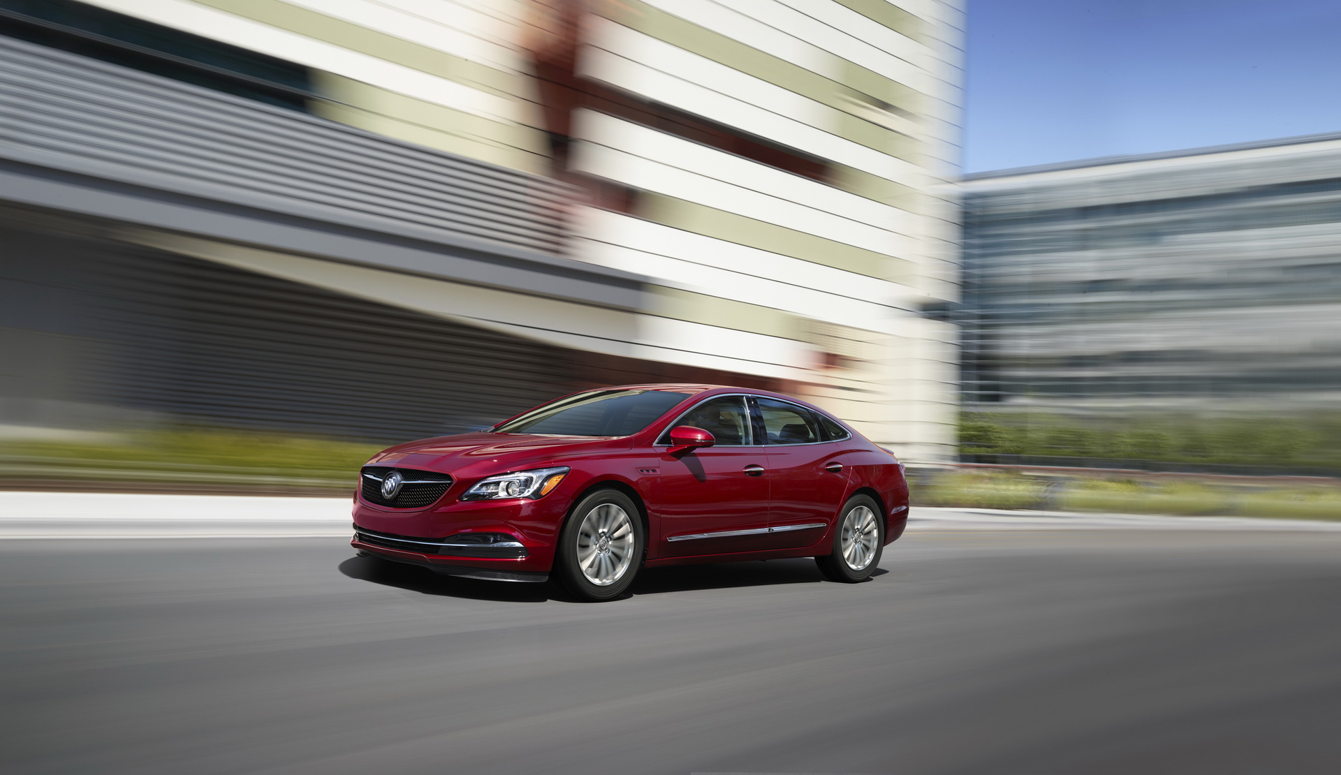 buick-lacrosse-sport-touring-version-1 2019 Buick LaCrosse Range Gains Sport Touring Version For $40,295