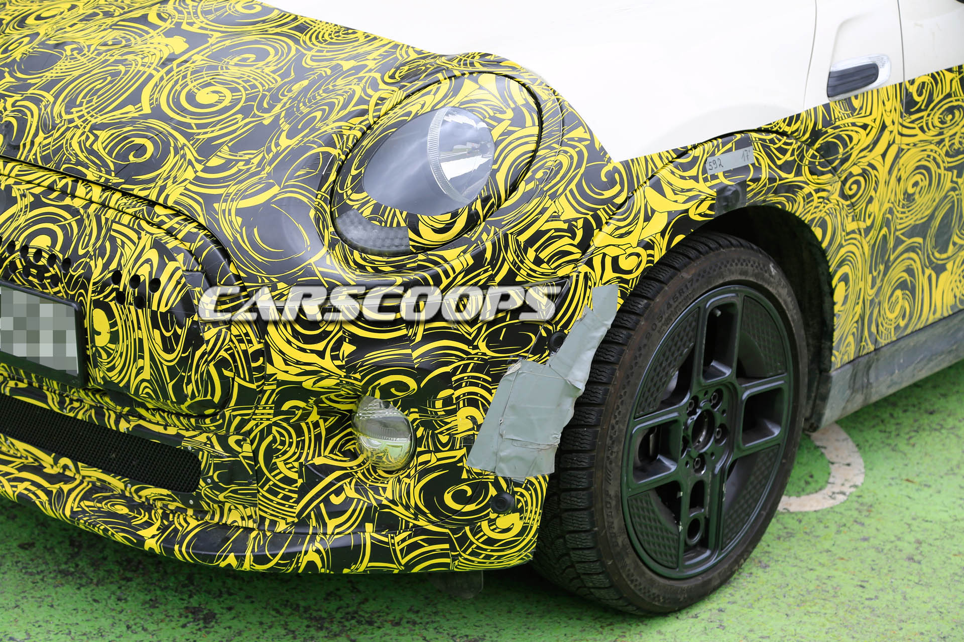 2019-MINI-EV-10 2019 MINI EV Teased, Will Have Enclosed Grille And Asymmetrical Four-Spoke Wheels