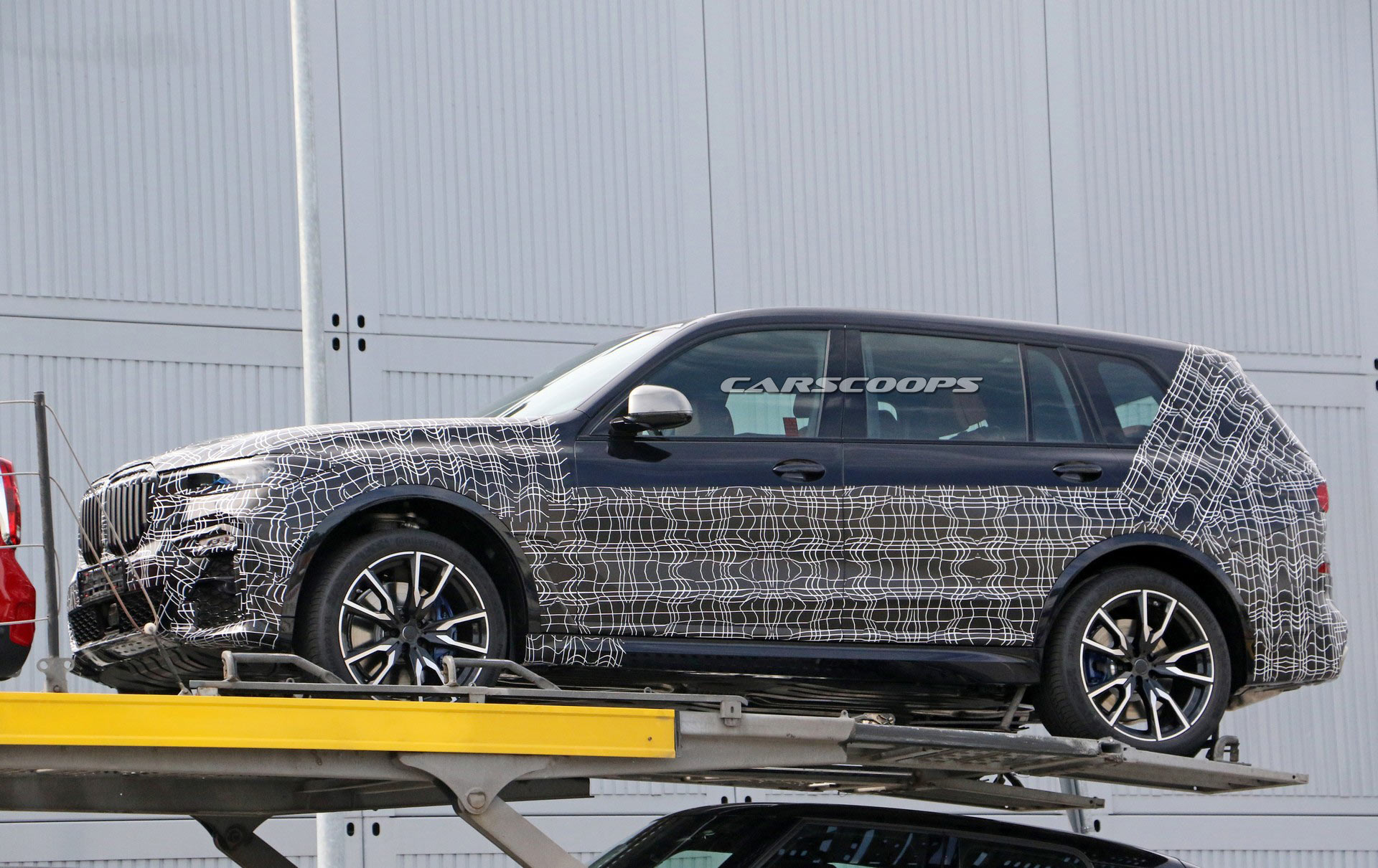 BMW-X7-Spy-1 2019 BMW X7 To Be Unveiled In October