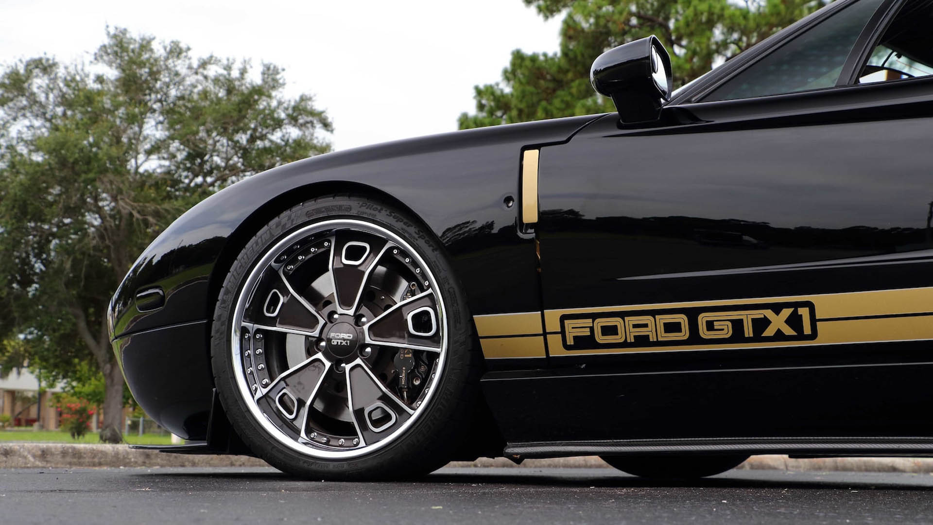 ford-gtx1-09 Rare Ford GTX1 Roadster Is Coming Up For Auction At Monterey