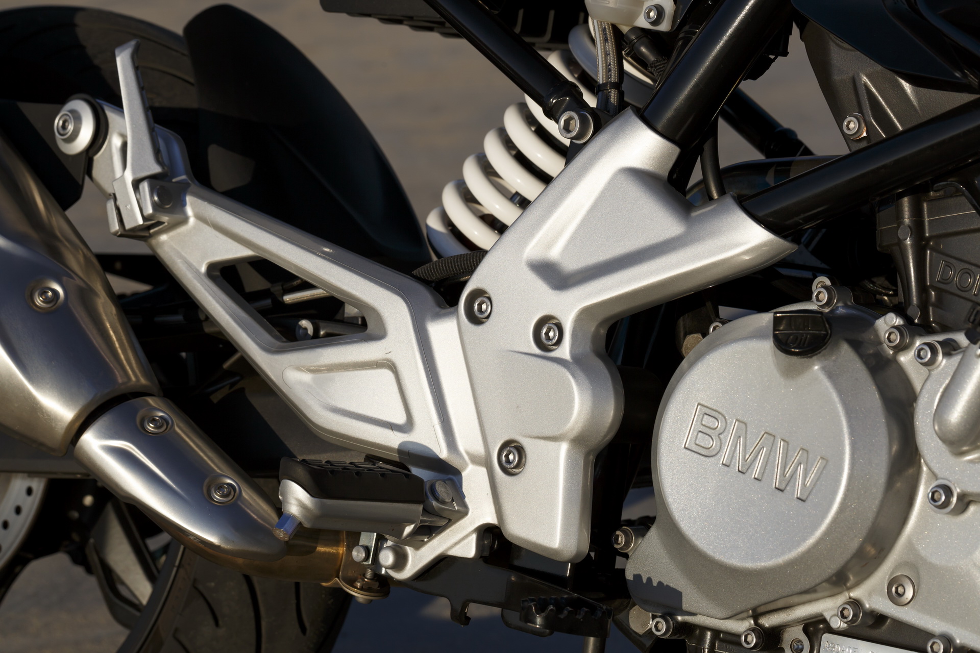 bmw-g310r-cheapest-new-bmw-15 The World’s Cheapest New BMW Retails For Just $4,750, Has 33 HP