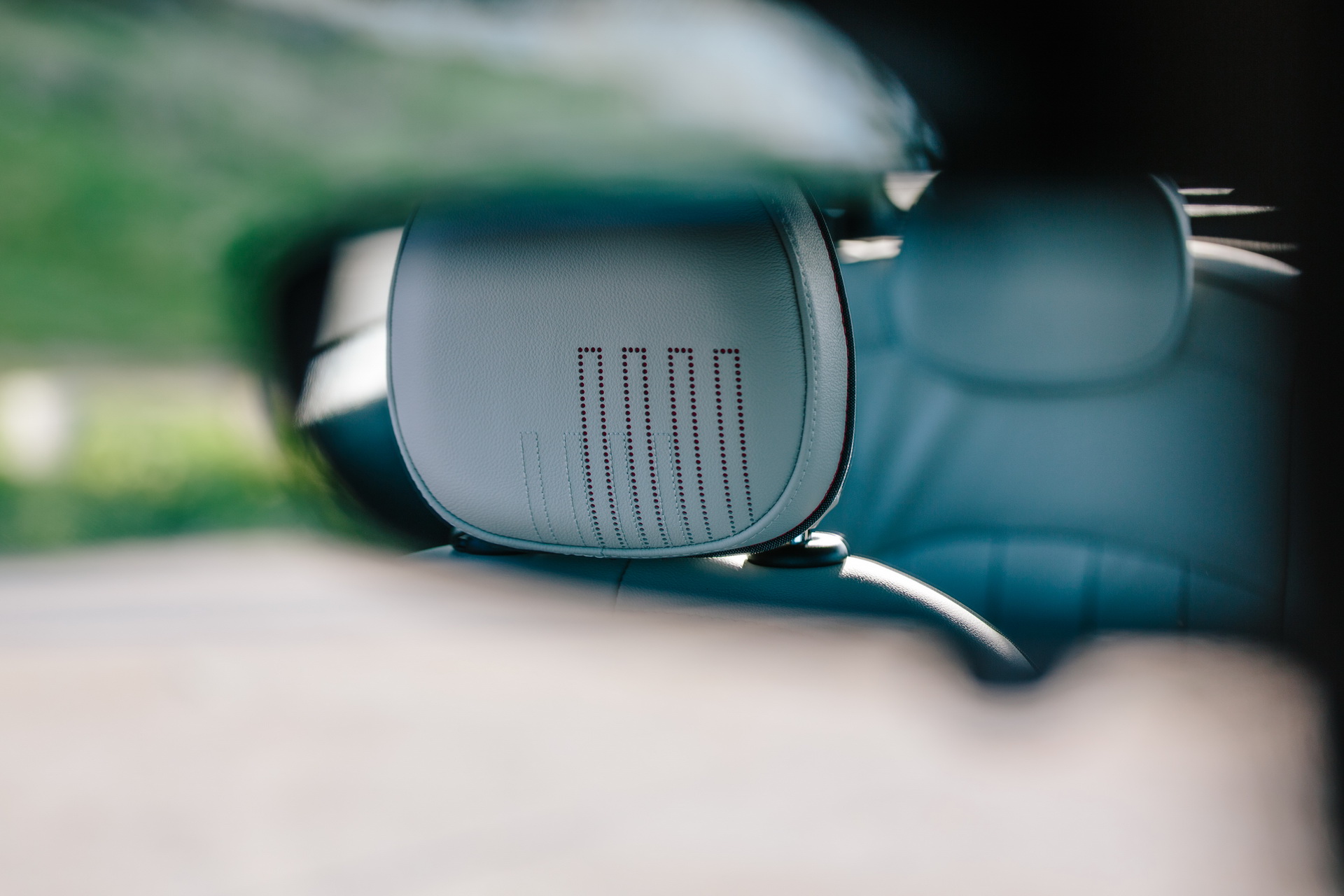 unique-mini-3-door-royal-wedding-goodwood-13 One-Off Mini Created For British Royal Wedding Heading To Auction