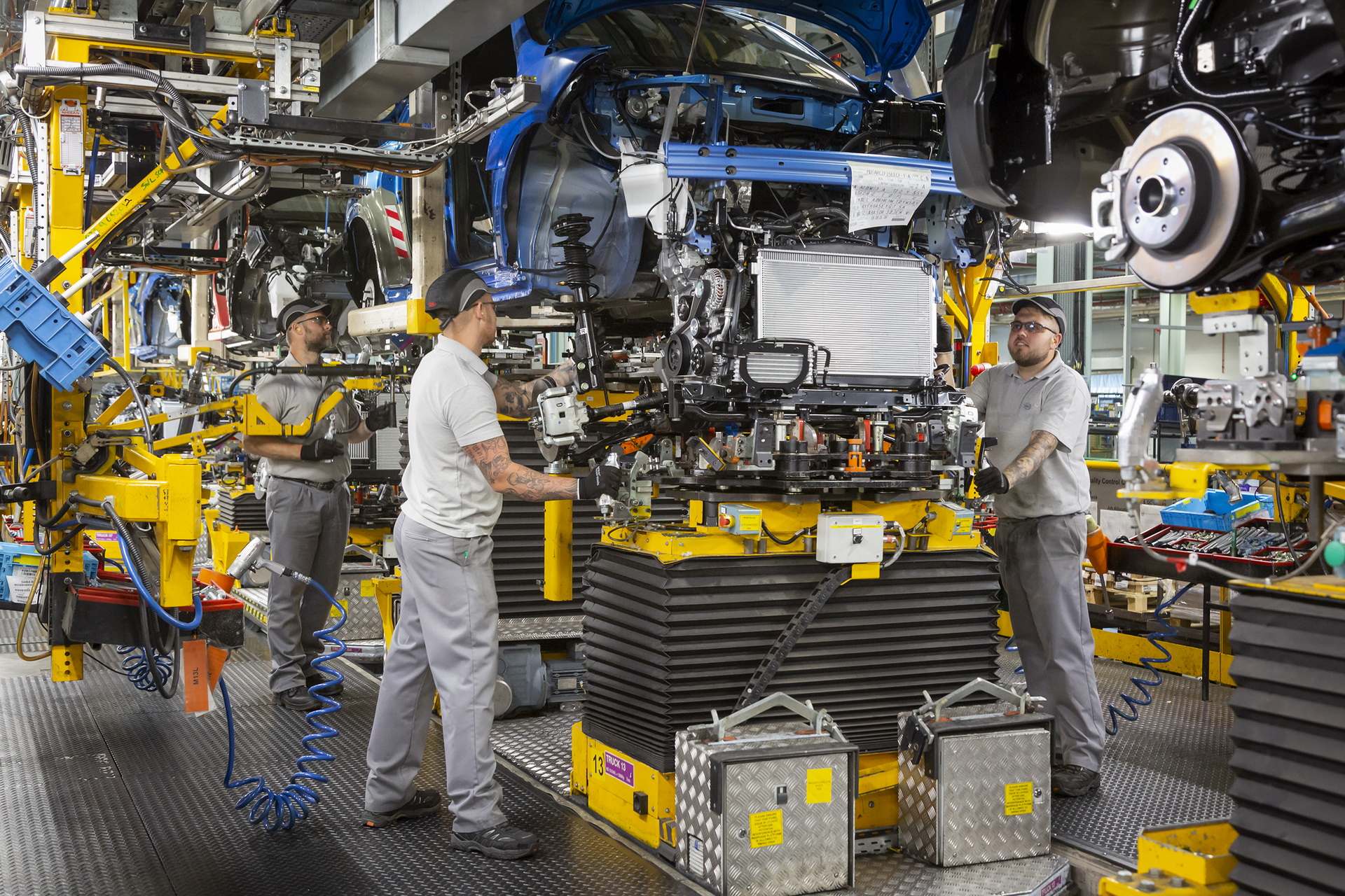 Nissan-Juke-1million-06 Nissan Builds 1 Millionth Juke In Sunderland Factory