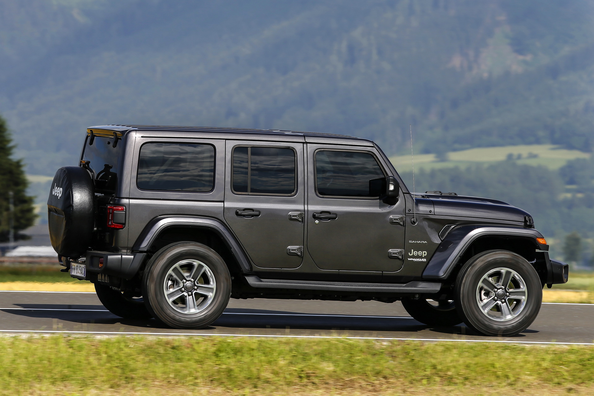Jeep-Wrangler-68 2018 Jeep Wrangler Launches In The UK With £44,495 Base Price