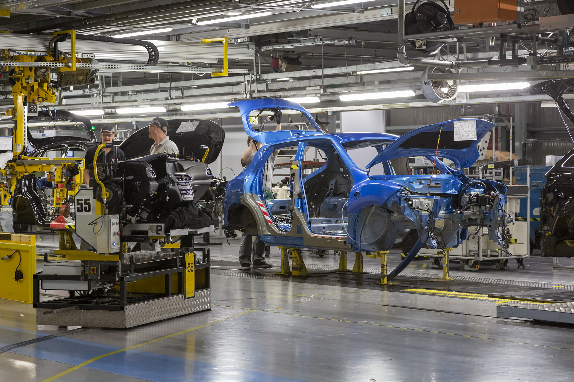 Nissan-Juke-1million-03 Nissan Builds 1 Millionth Juke In Sunderland Factory