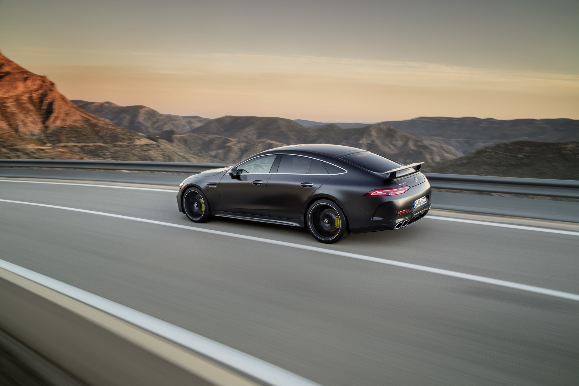 Mercedes-AMG GT 63 S 4MATIC+ 4-Türer Coupé Mercedes-AMG GT 4 Sedan Starts From €150,119 In Germany