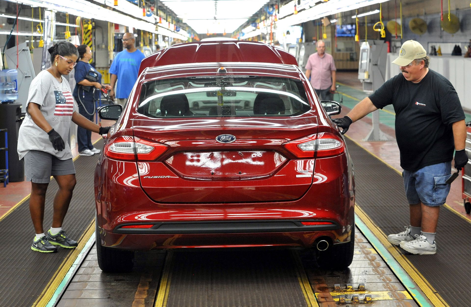 Car-Sales-US-3 Car Sales On Track To Hit 60 Year Low In U.S. No Thanks To SUVs