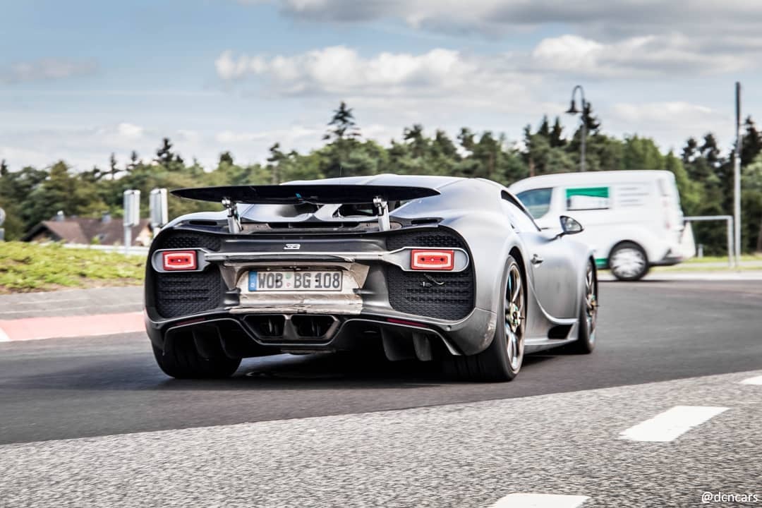 bugatti-chiron-prototype-divo-1 Is This The Bugatti Divo That’s Testing At The Nurburgring?