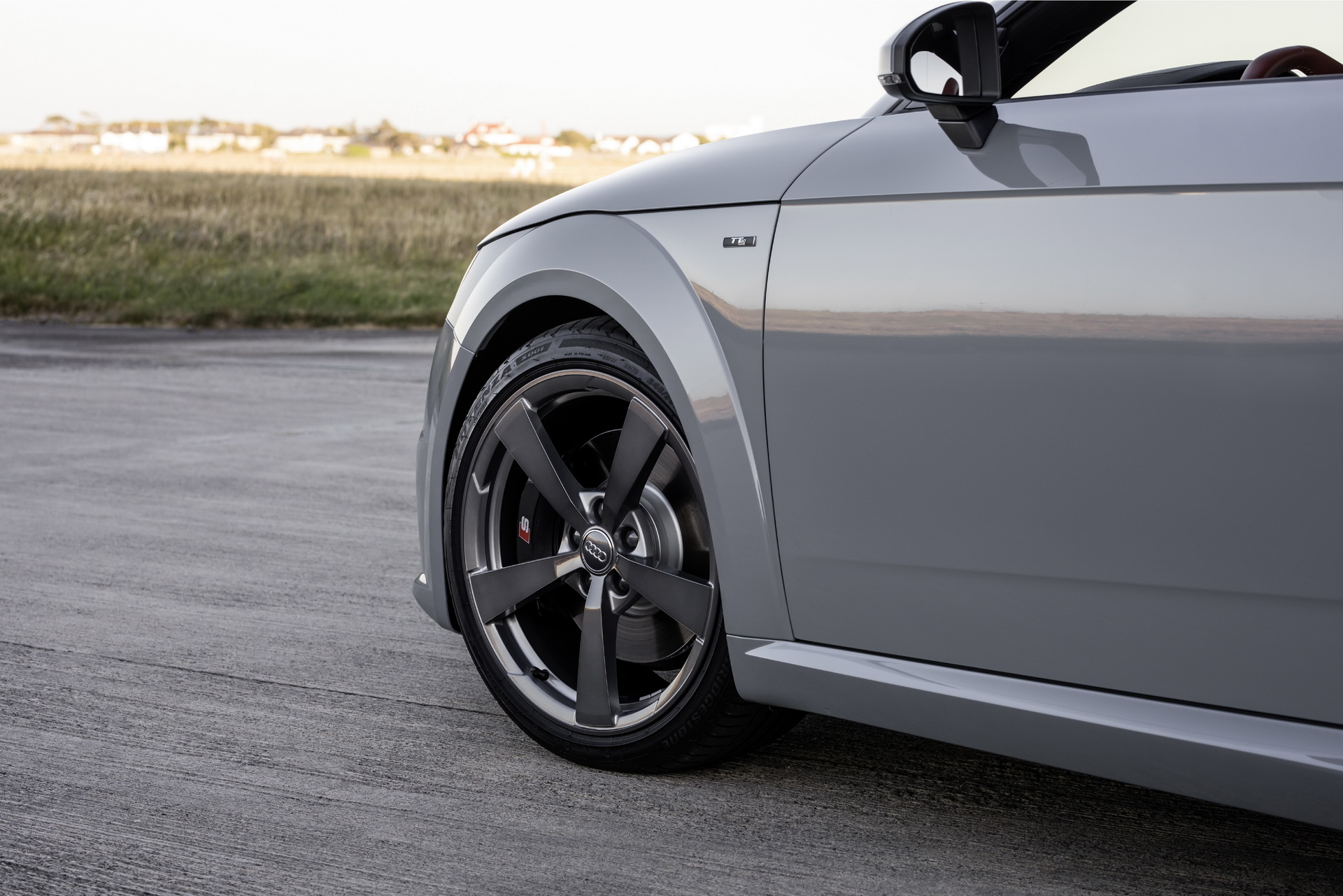 2019-Audi-TT-24 2019 Audi TT Facelift In Detail: Gets Special Anniversary Model, New 2.0lt Turbo Versions