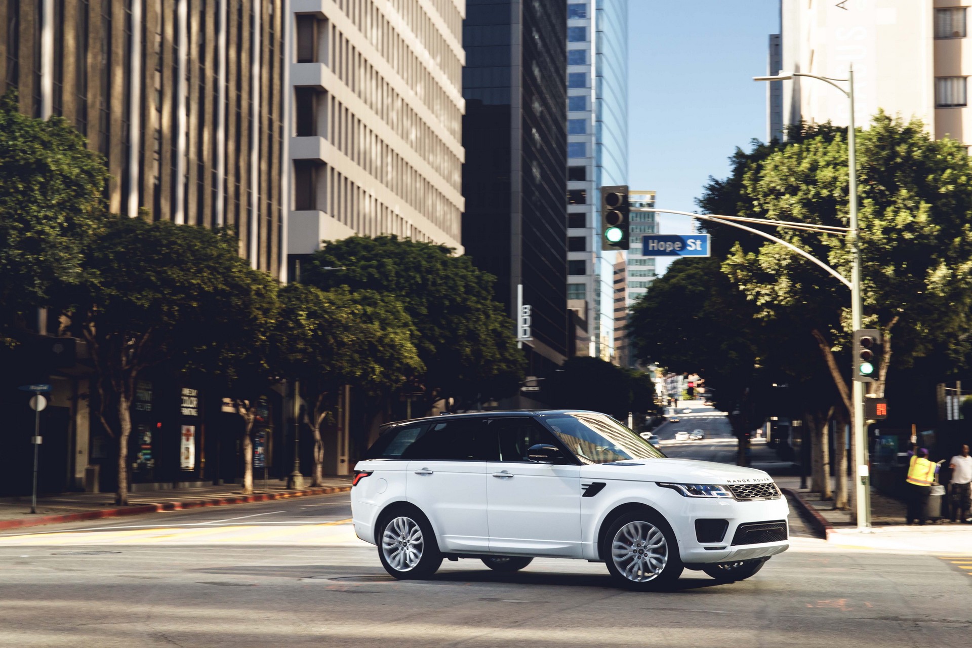 2019-Range-Rover-Sport-1 2019 Range Rover Sport Adds New PHEV Powertrain And Off-Road Technology