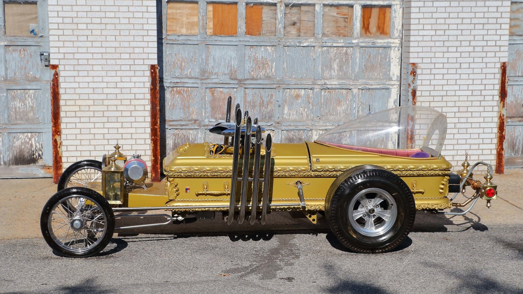 DRAG-U-LA-2 The Drag-U-La Dragster From The Munsters Is Looking For A New Home